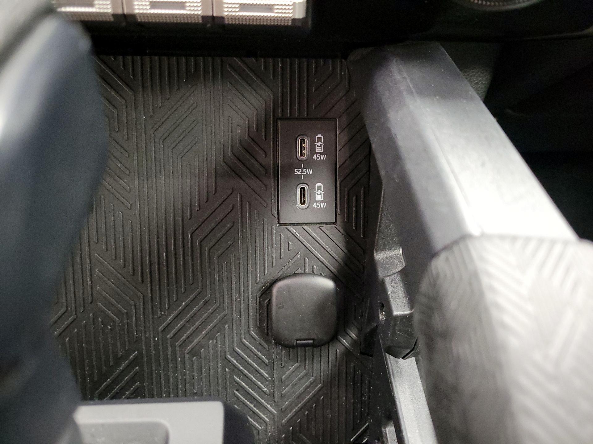 Thumbnail: 2024 Toyota Tacoma - 17