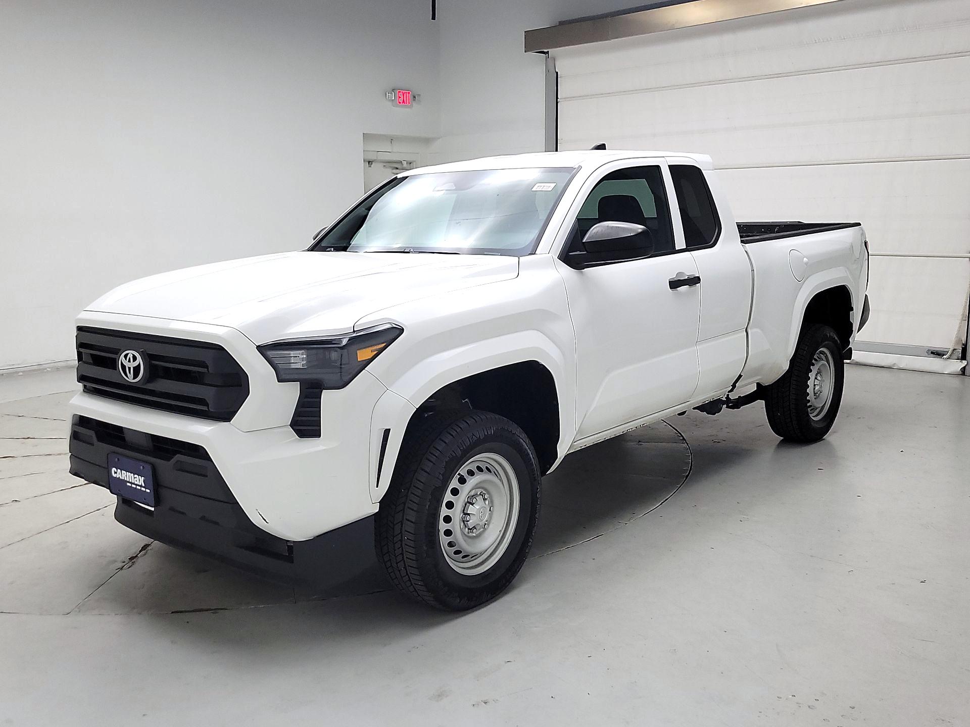 Thumbnail: 2024 Toyota Tacoma - 3