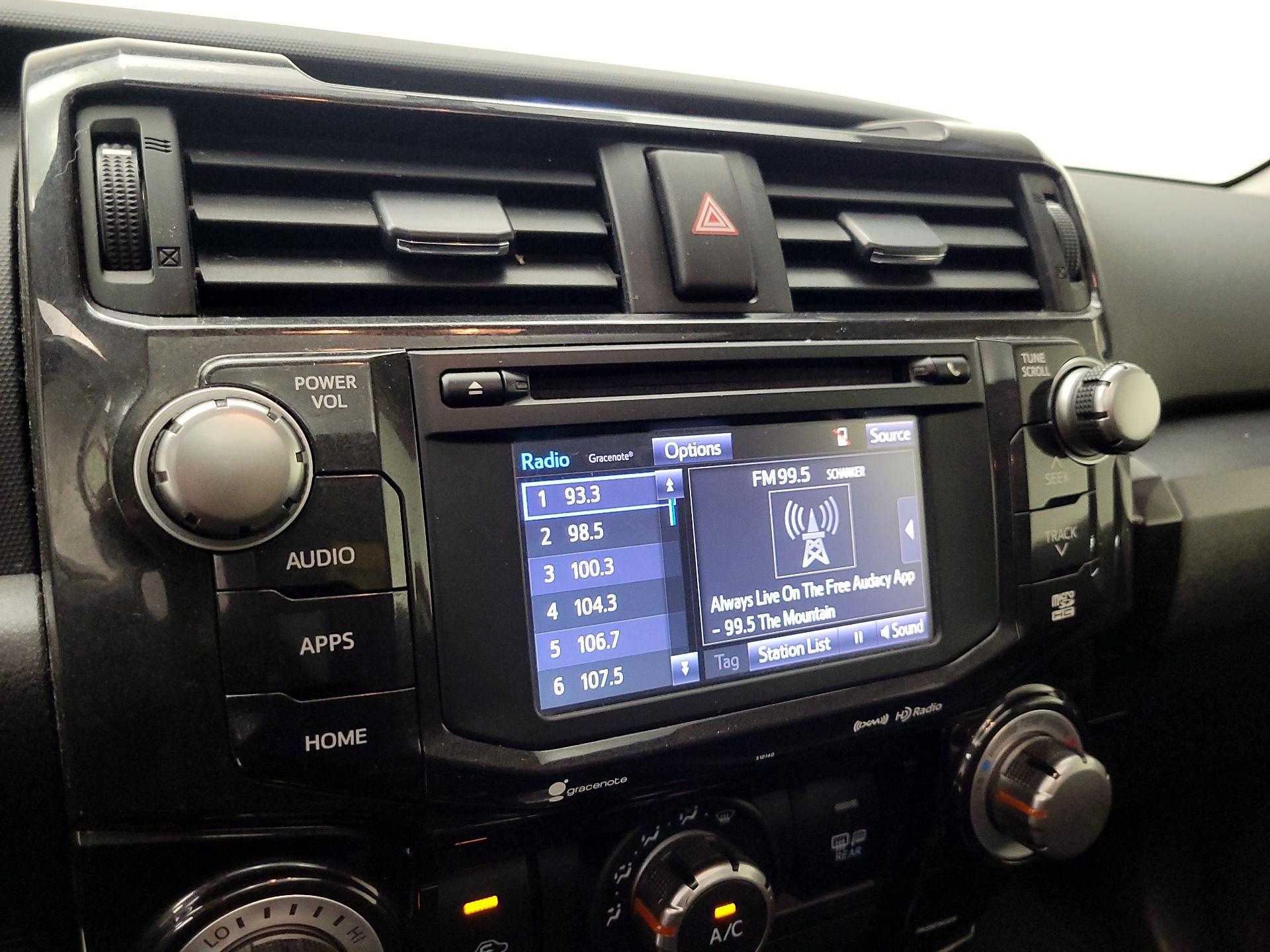 Thumbnail: 2016 Toyota 4Runner - 13