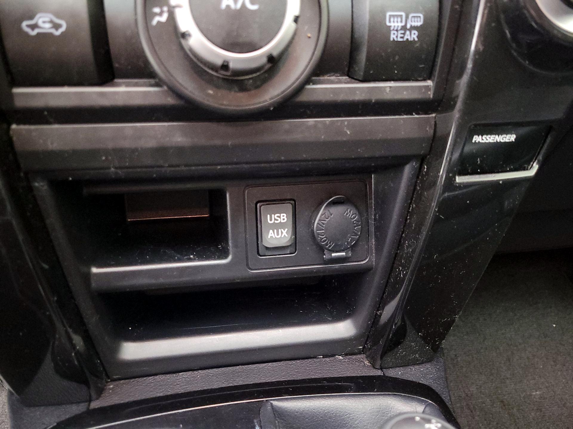 Thumbnail: 2016 Toyota 4Runner - 16