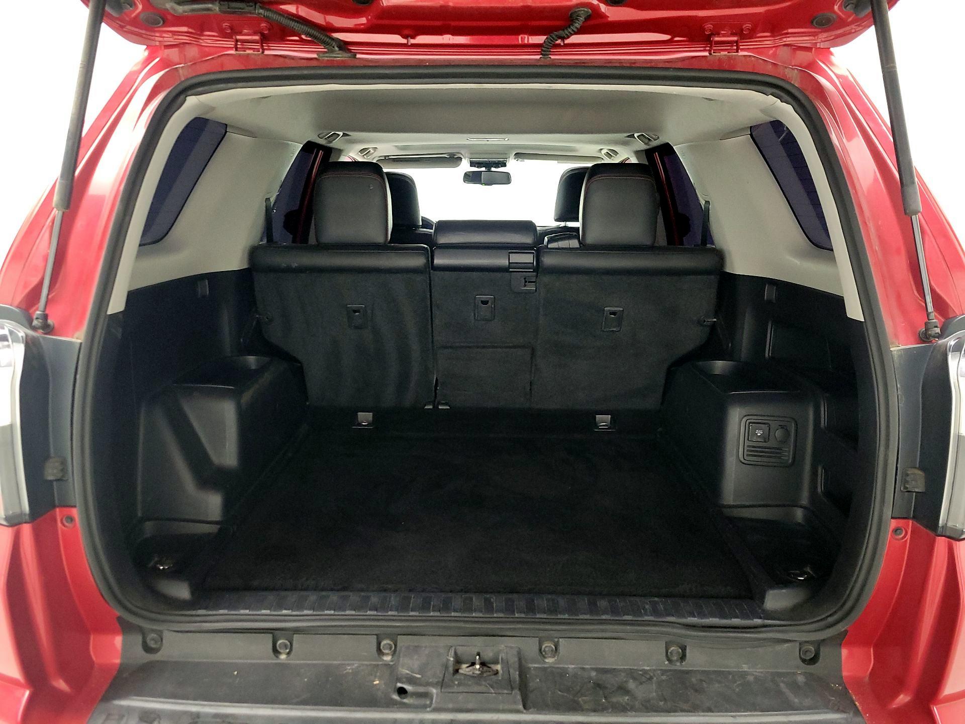 Thumbnail: 2016 Toyota 4Runner - 19