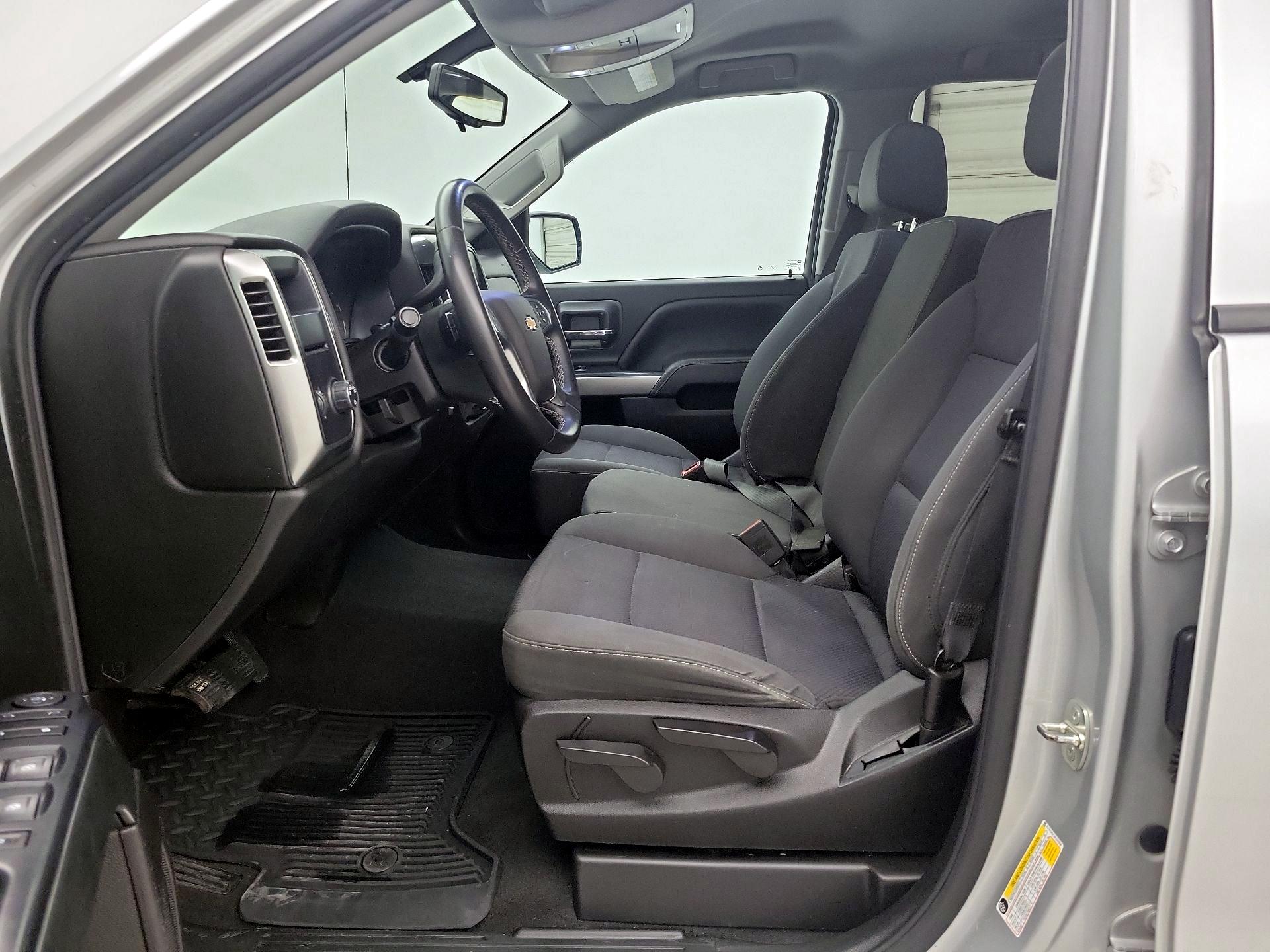 Thumbnail: 2019 Chevrolet Silverado 1500 - 11