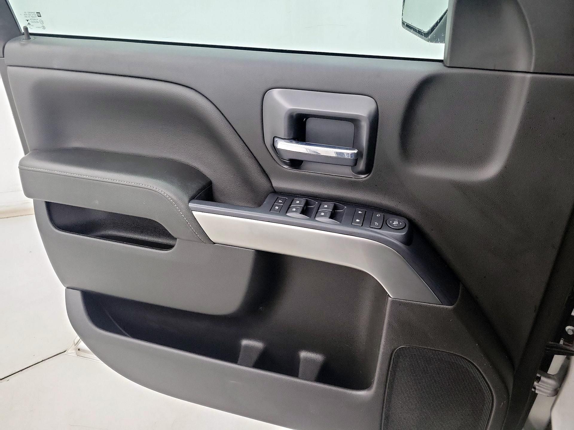 Thumbnail: 2019 Chevrolet Silverado 1500 - 12