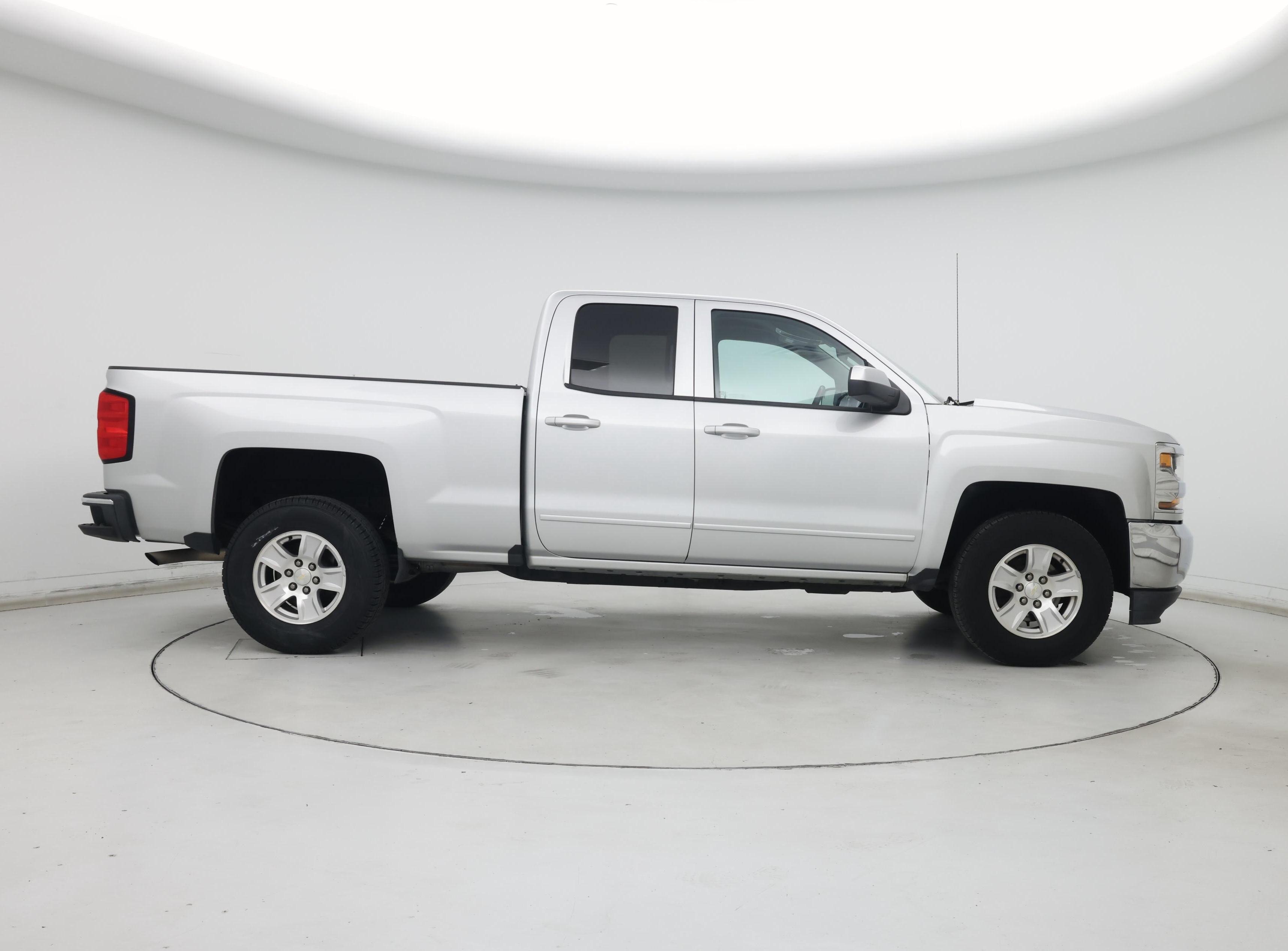 Thumbnail: 2019 Chevrolet Silverado 1500 - 7