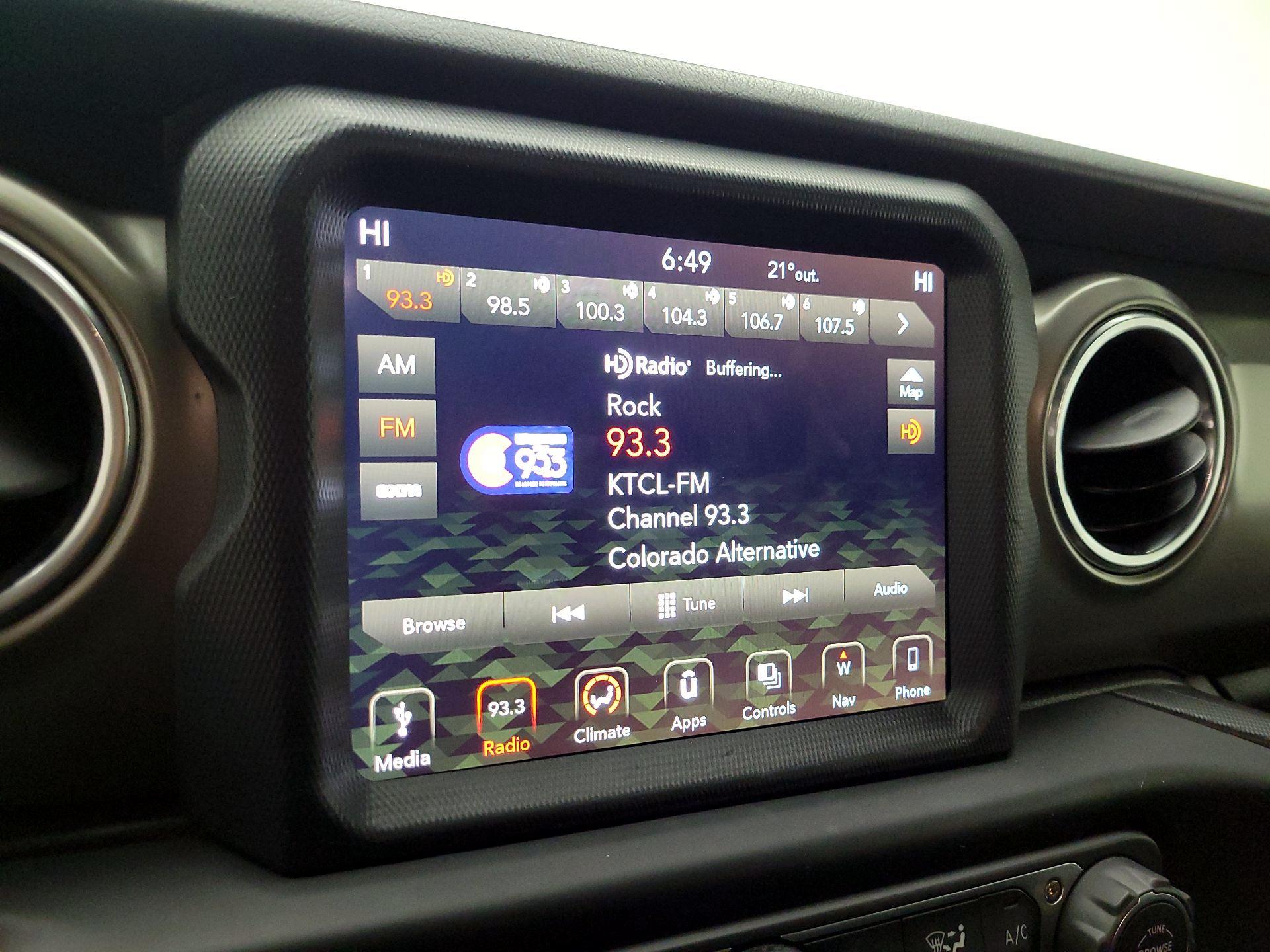 Thumbnail: 2019 Jeep Wrangler - 16