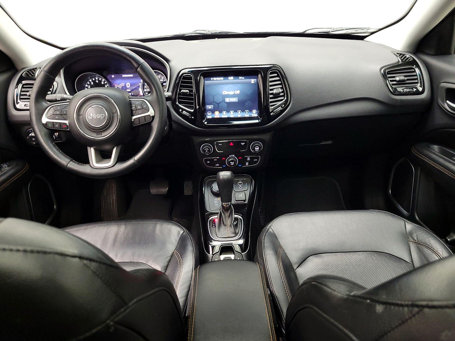 Thumbnail: 2018 Jeep Compass - 9