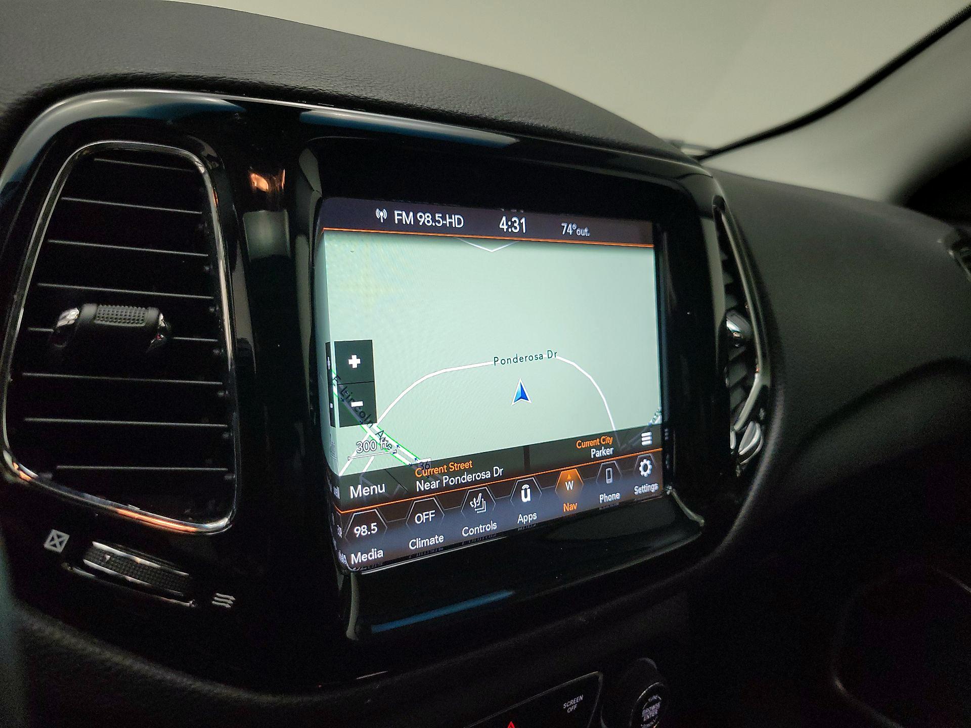 Thumbnail: 2018 Jeep Compass - 14