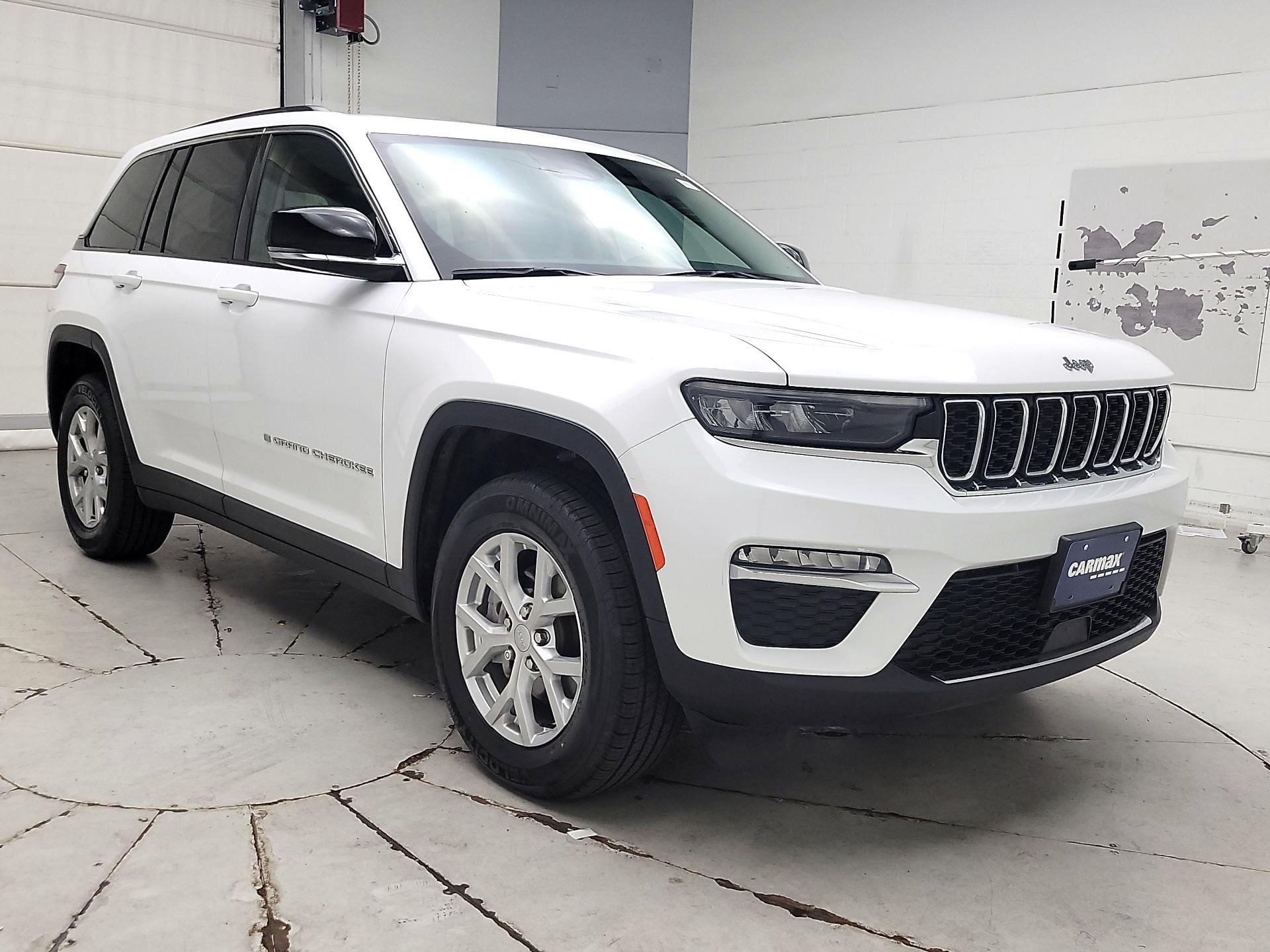 Thumbnail: 2023 Jeep Grand Cherokee - 1