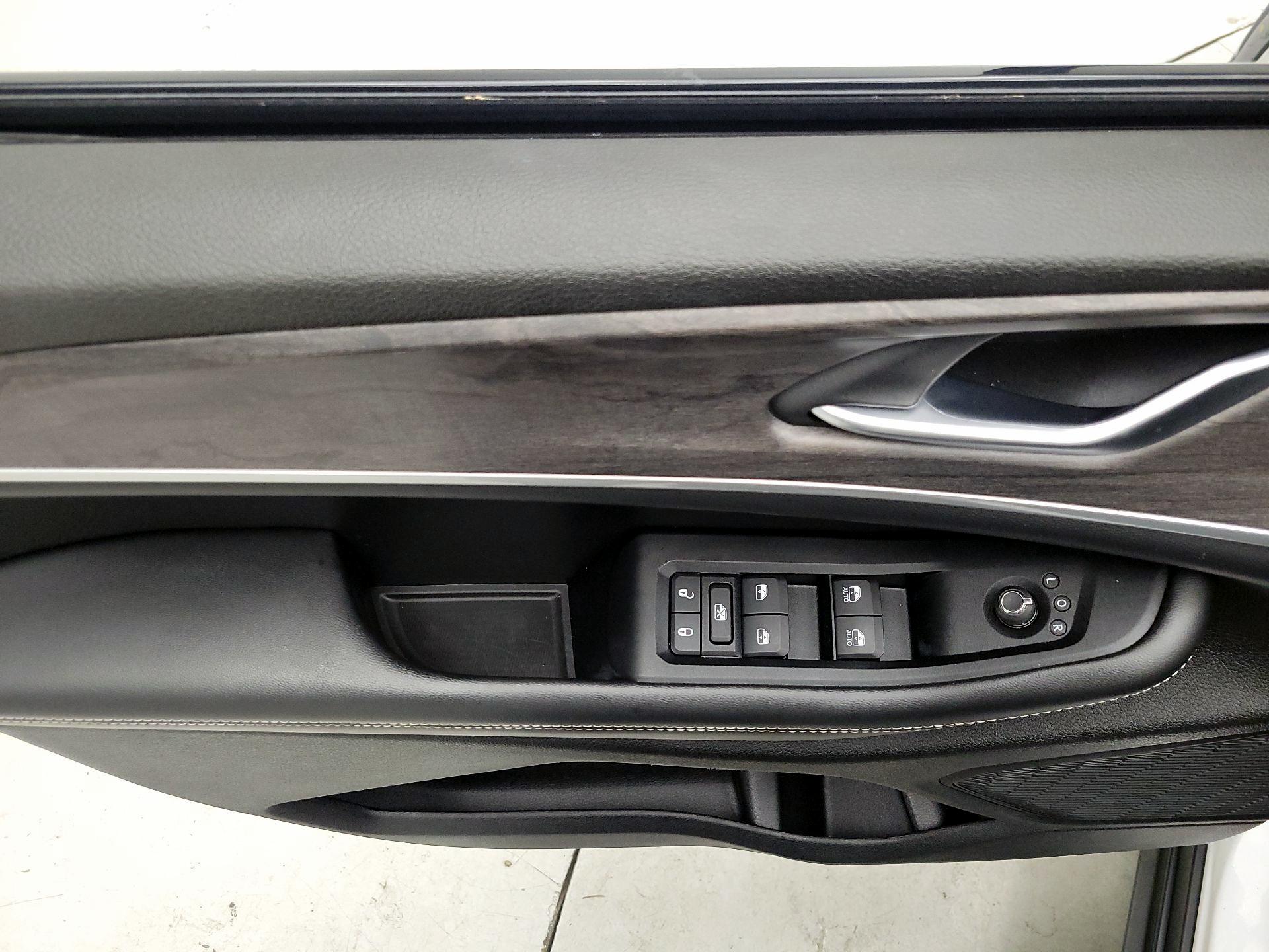 Thumbnail: 2023 Jeep Grand Cherokee - 10