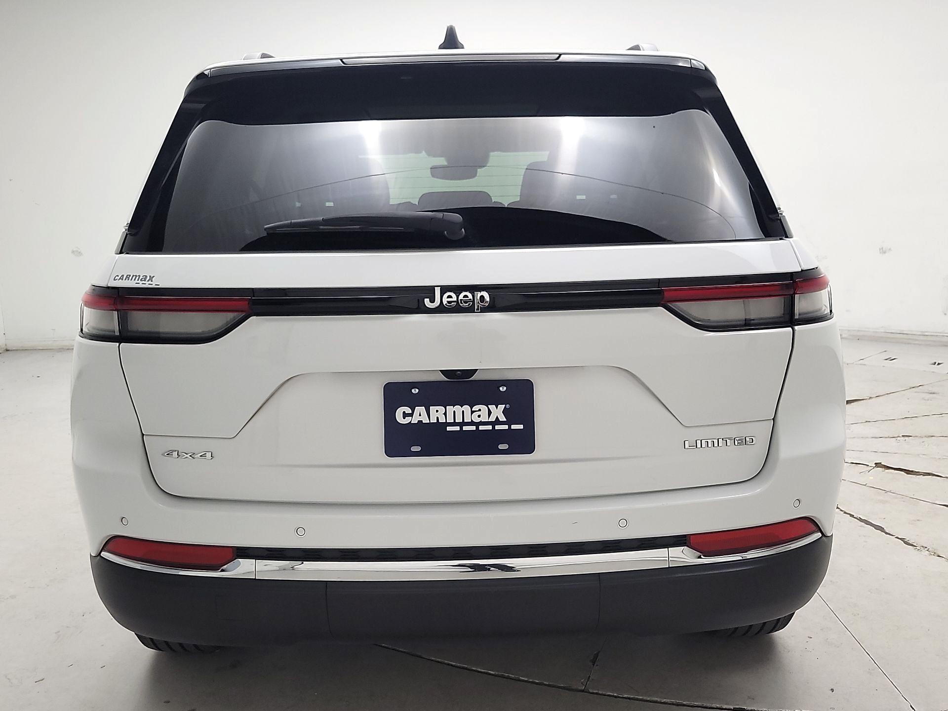 Thumbnail: 2023 Jeep Grand Cherokee - 6