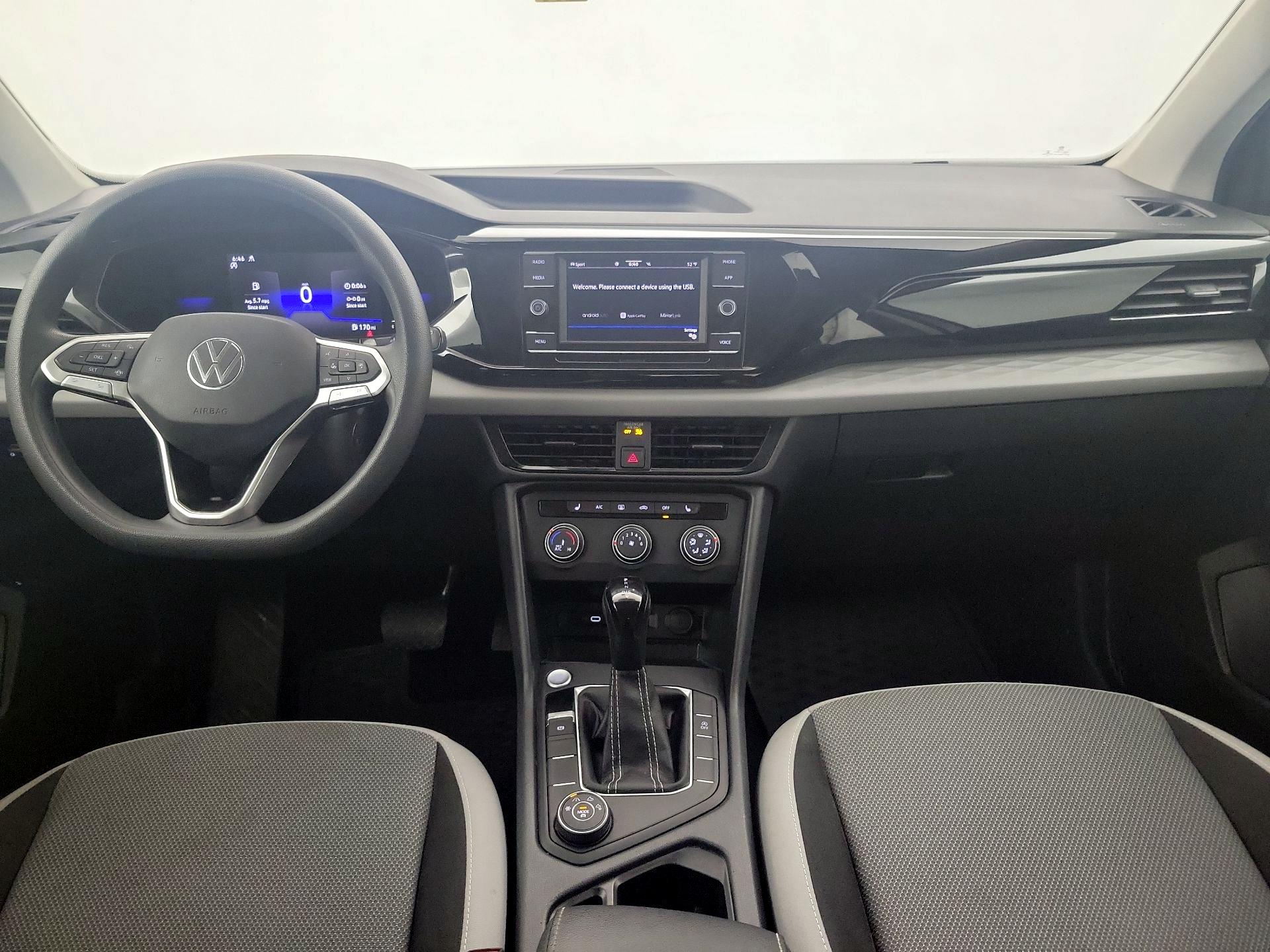 Thumbnail: 2022 Volkswagen Taos - 9