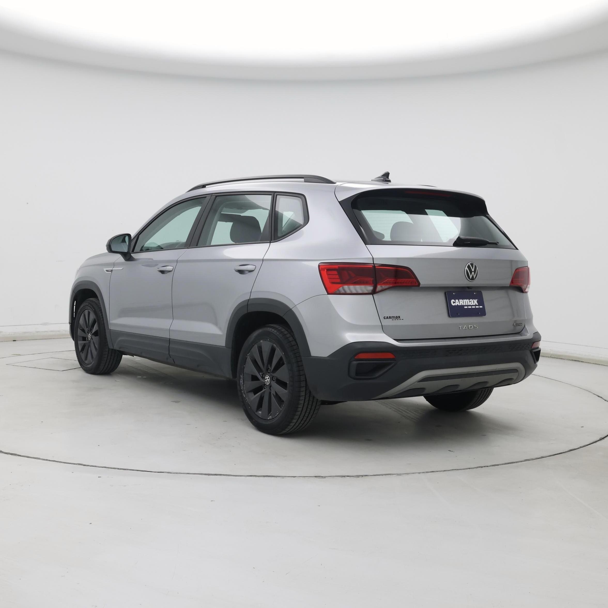 Thumbnail: 2022 Volkswagen Taos - 2