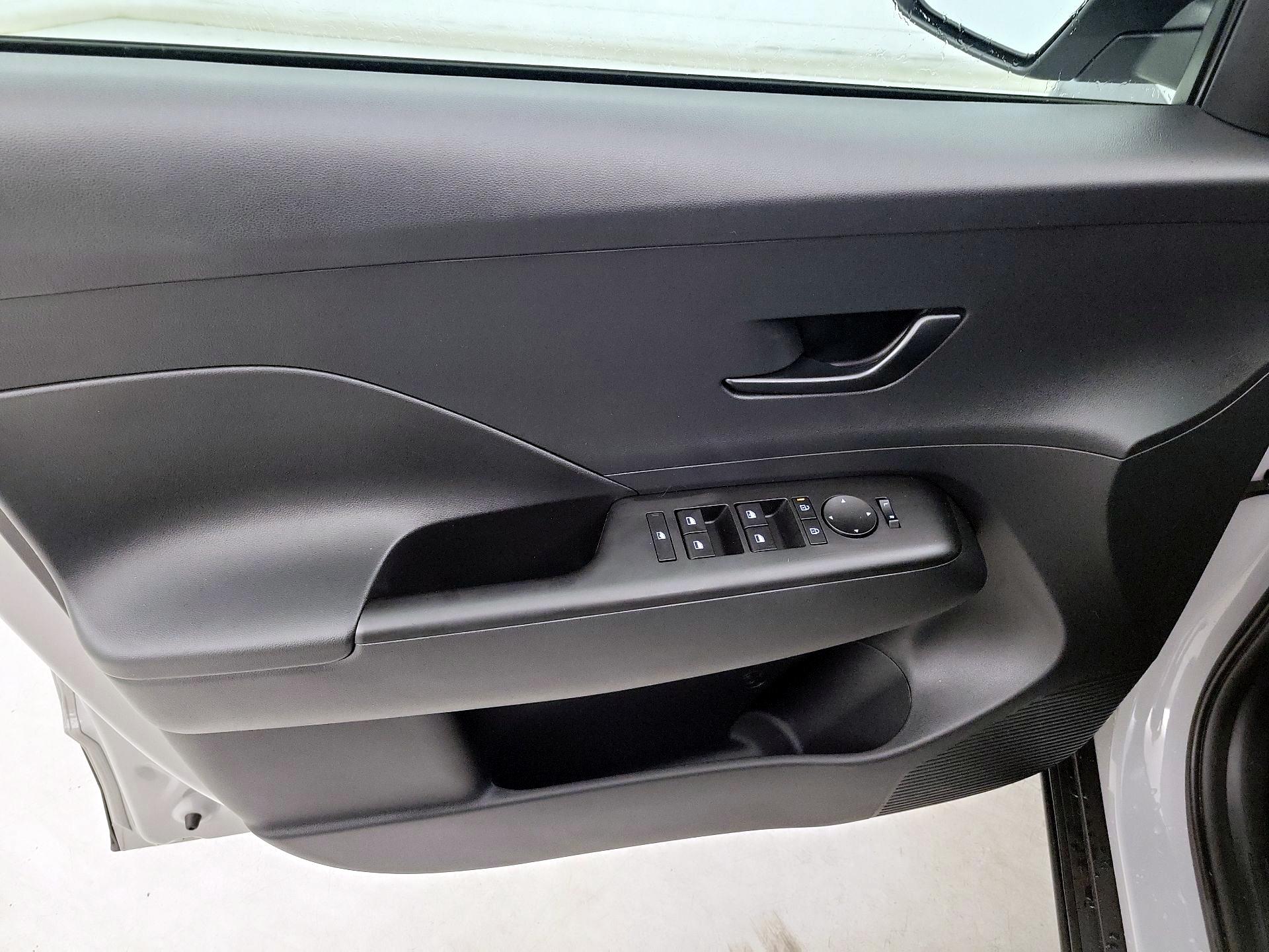 Thumbnail: 2025 Hyundai Kona - 12