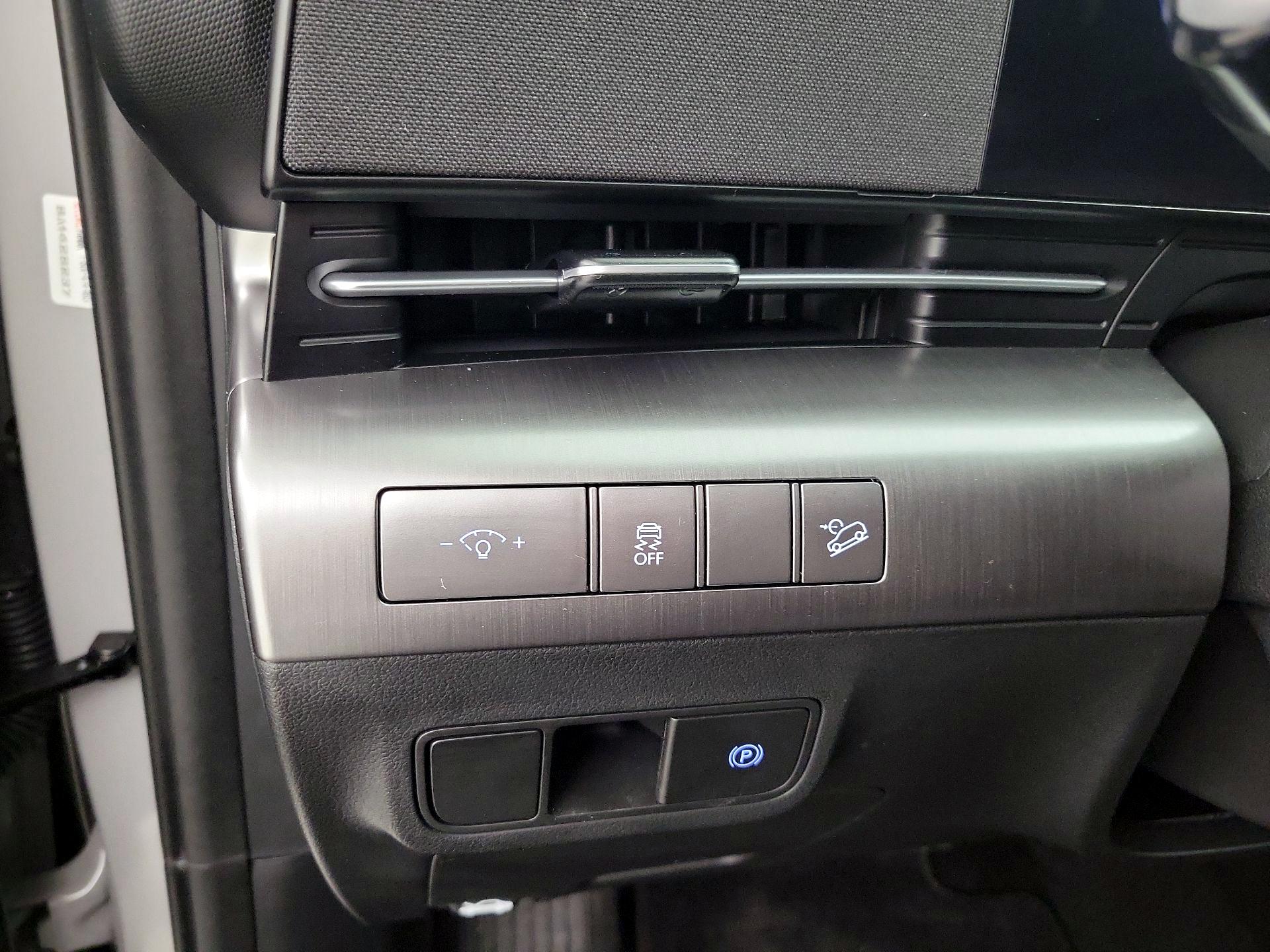 Thumbnail: 2025 Hyundai Kona - 13