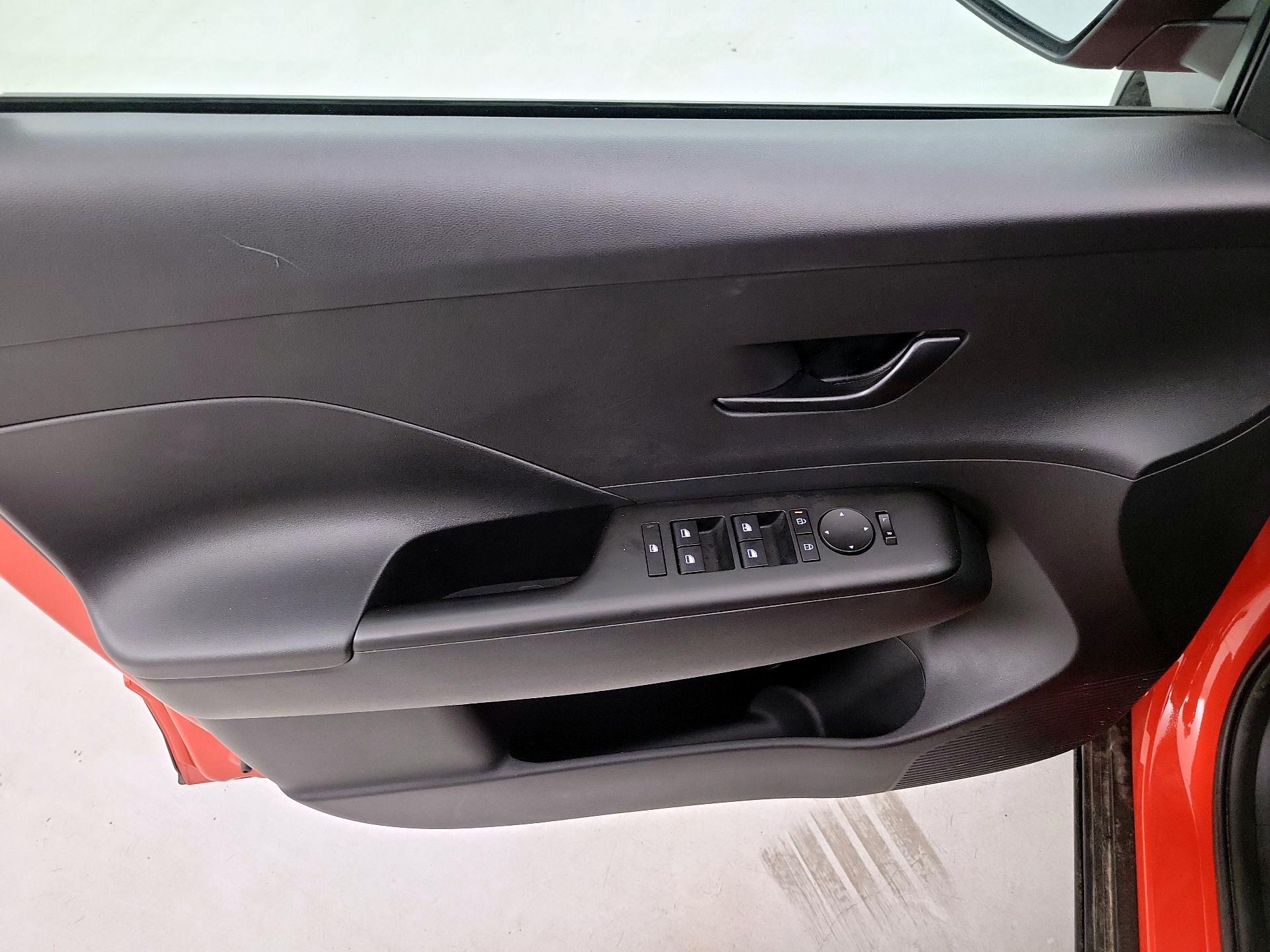 Thumbnail: 2025 Hyundai Kona - 12