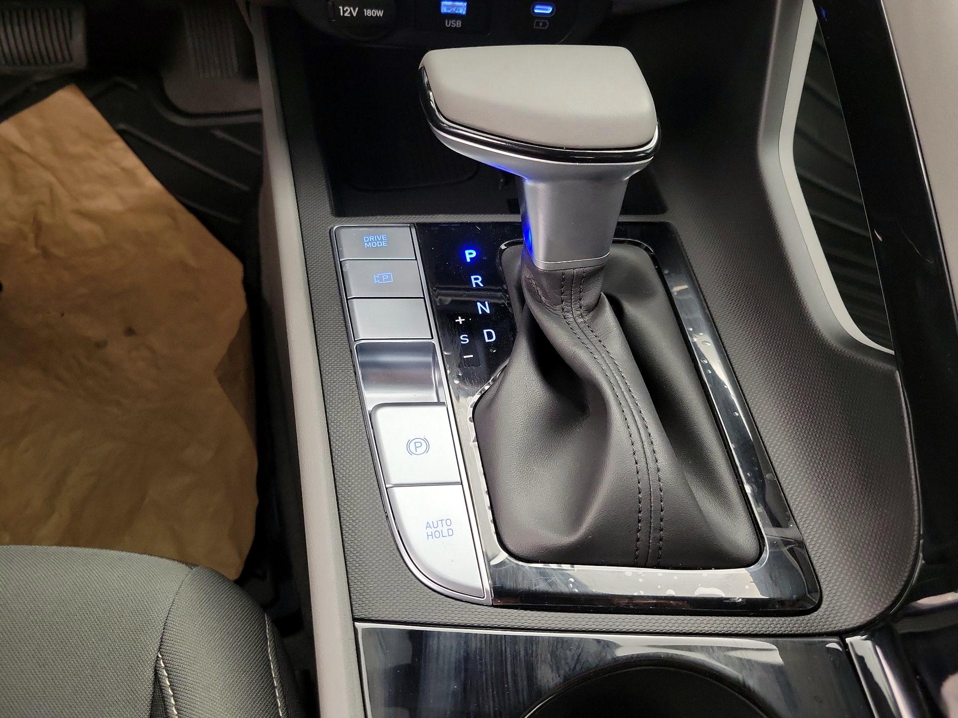 Thumbnail: 2025 Hyundai Elantra - 18