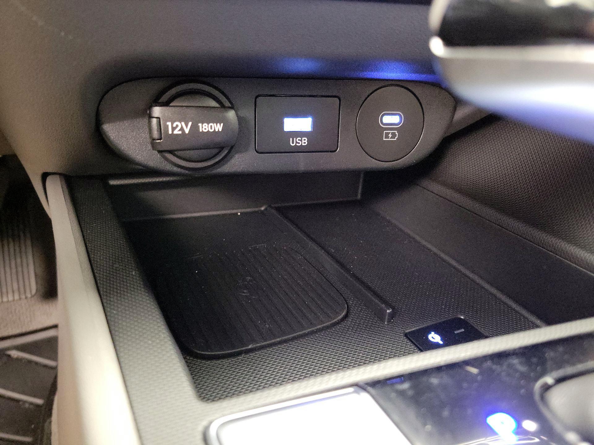 Thumbnail: 2025 Hyundai Elantra - 19