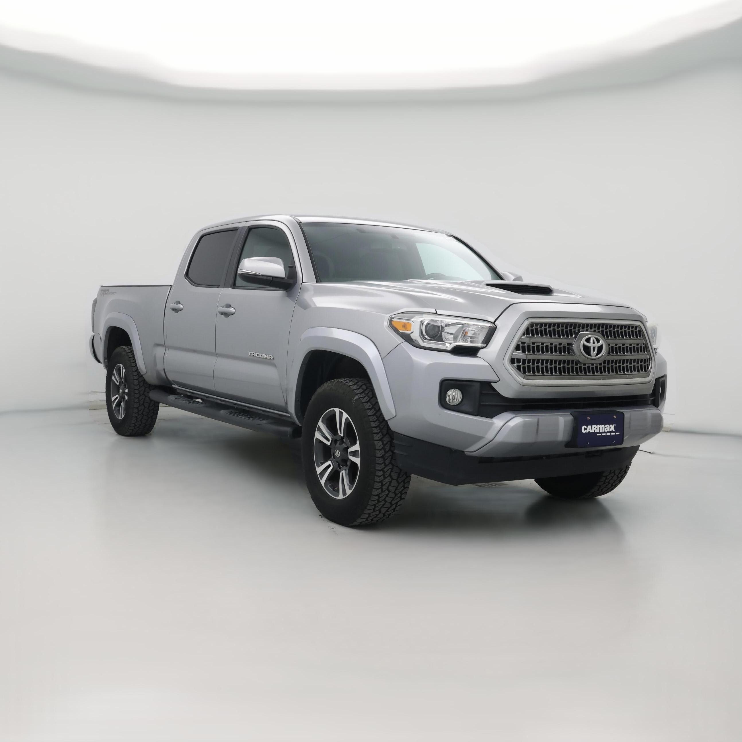 Thumbnail: 2017 Toyota Tacoma - 1
