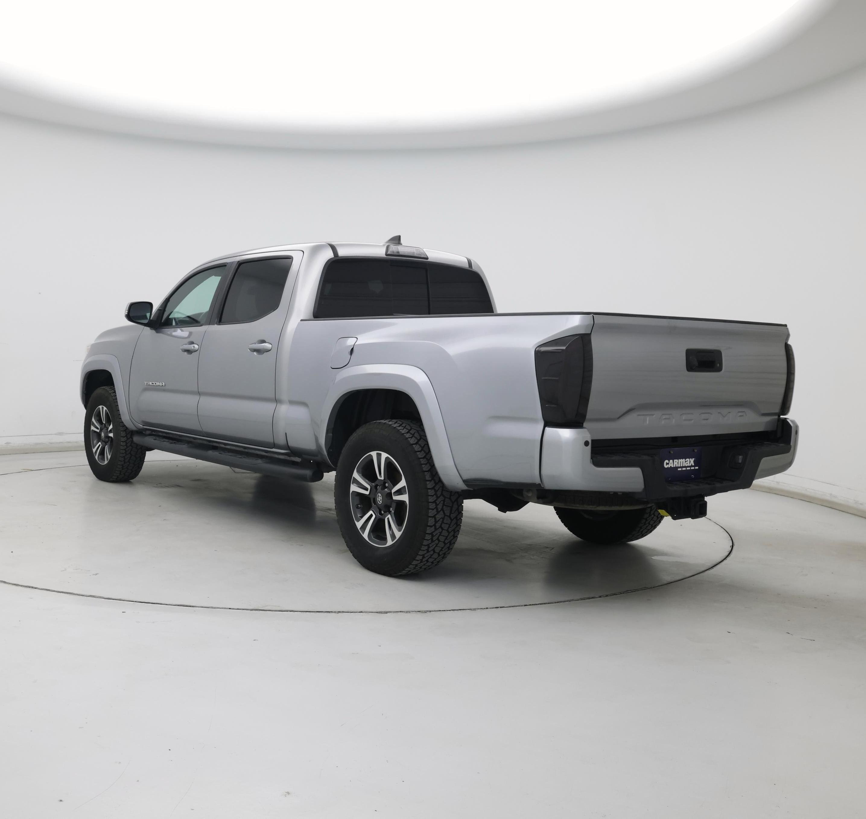 Thumbnail: 2017 Toyota Tacoma - 2