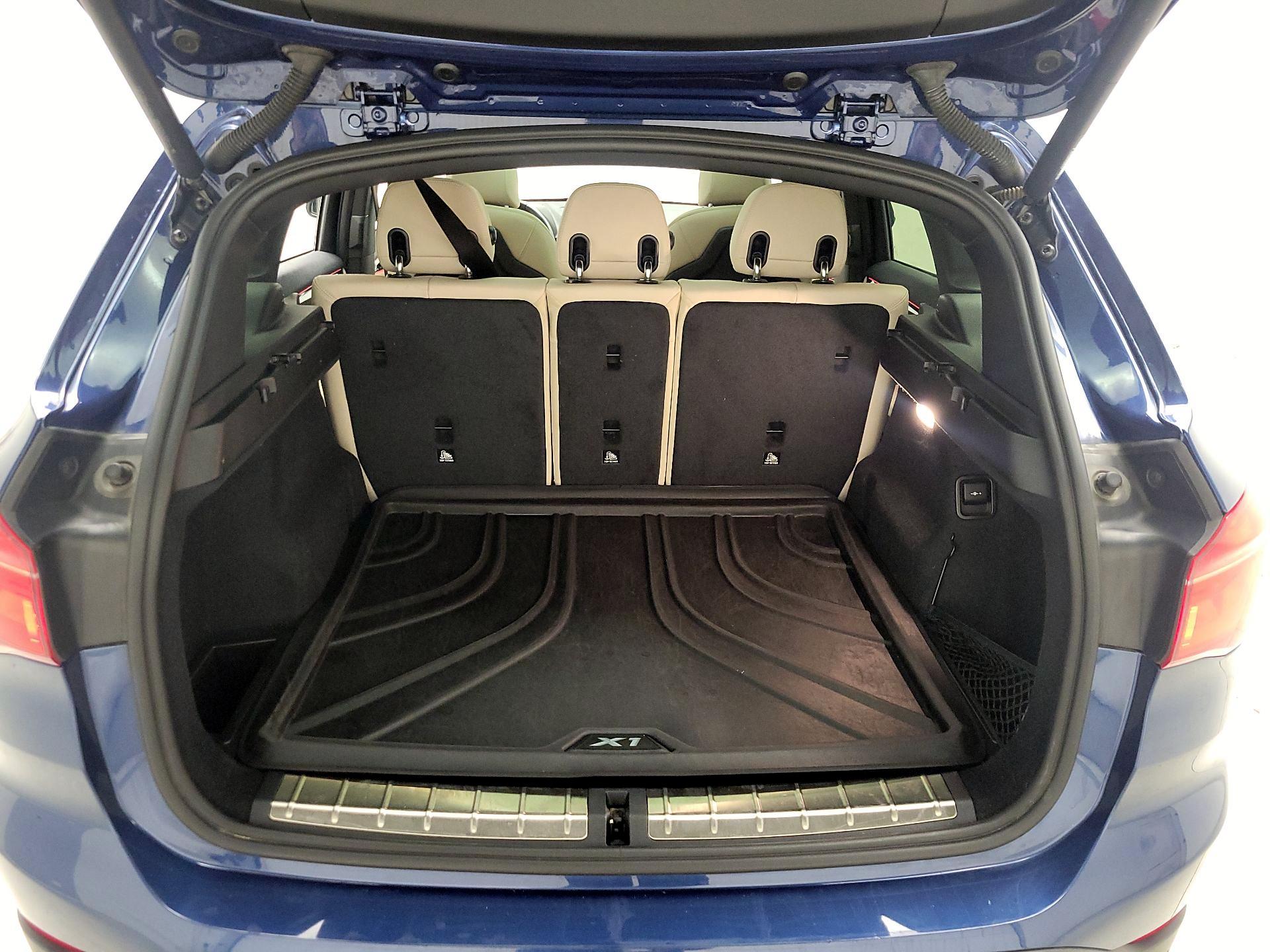 Thumbnail: 2021 BMW X1 - 20