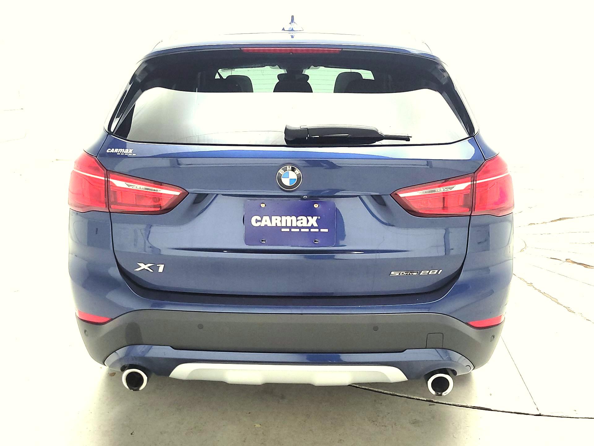 Thumbnail: 2021 BMW X1 - 6