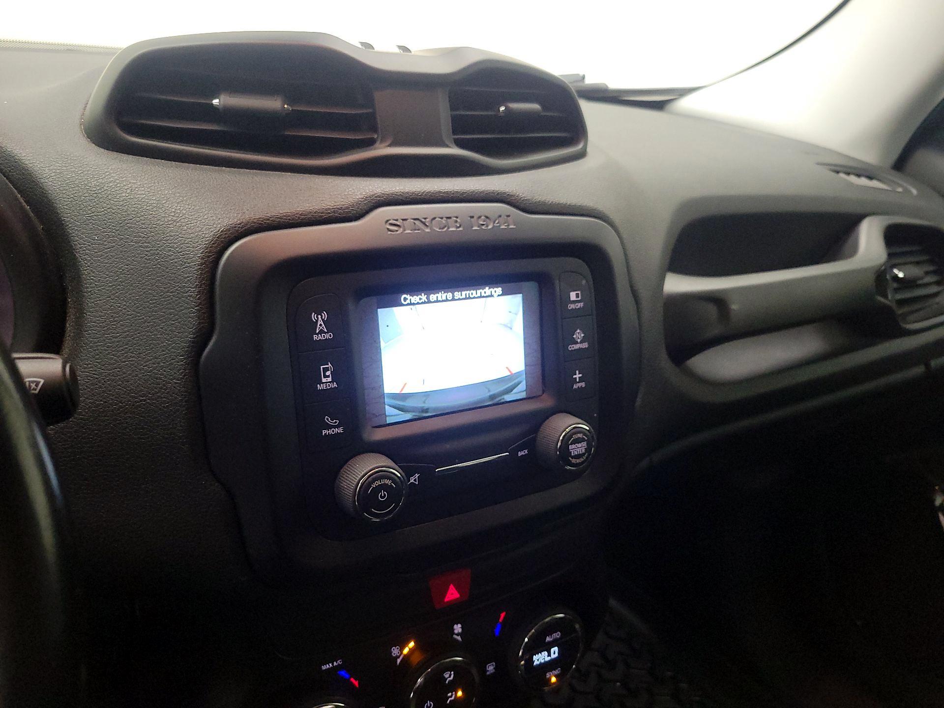 Thumbnail: 2017 Jeep Renegade - 15