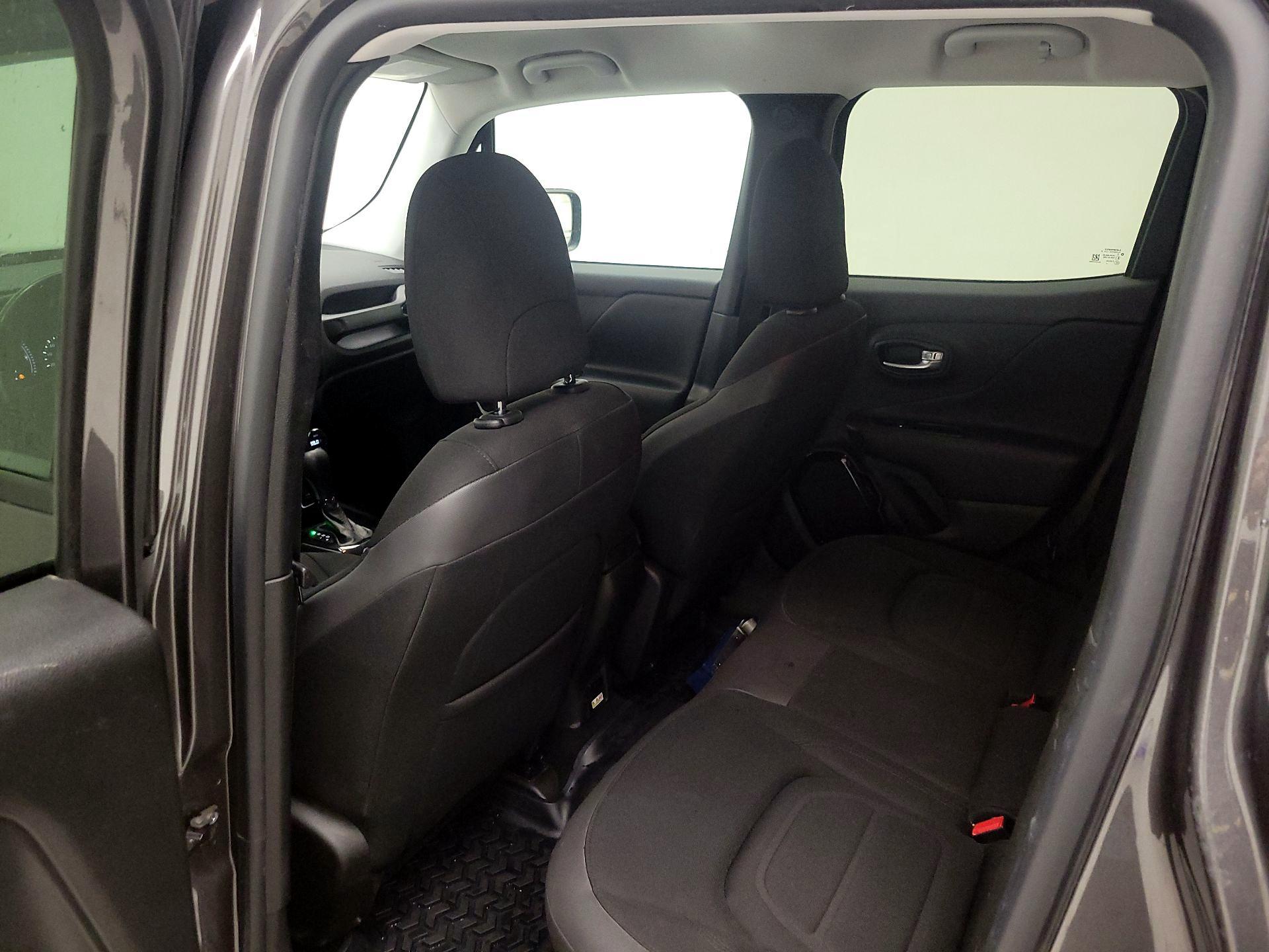 Thumbnail: 2017 Jeep Renegade - 20