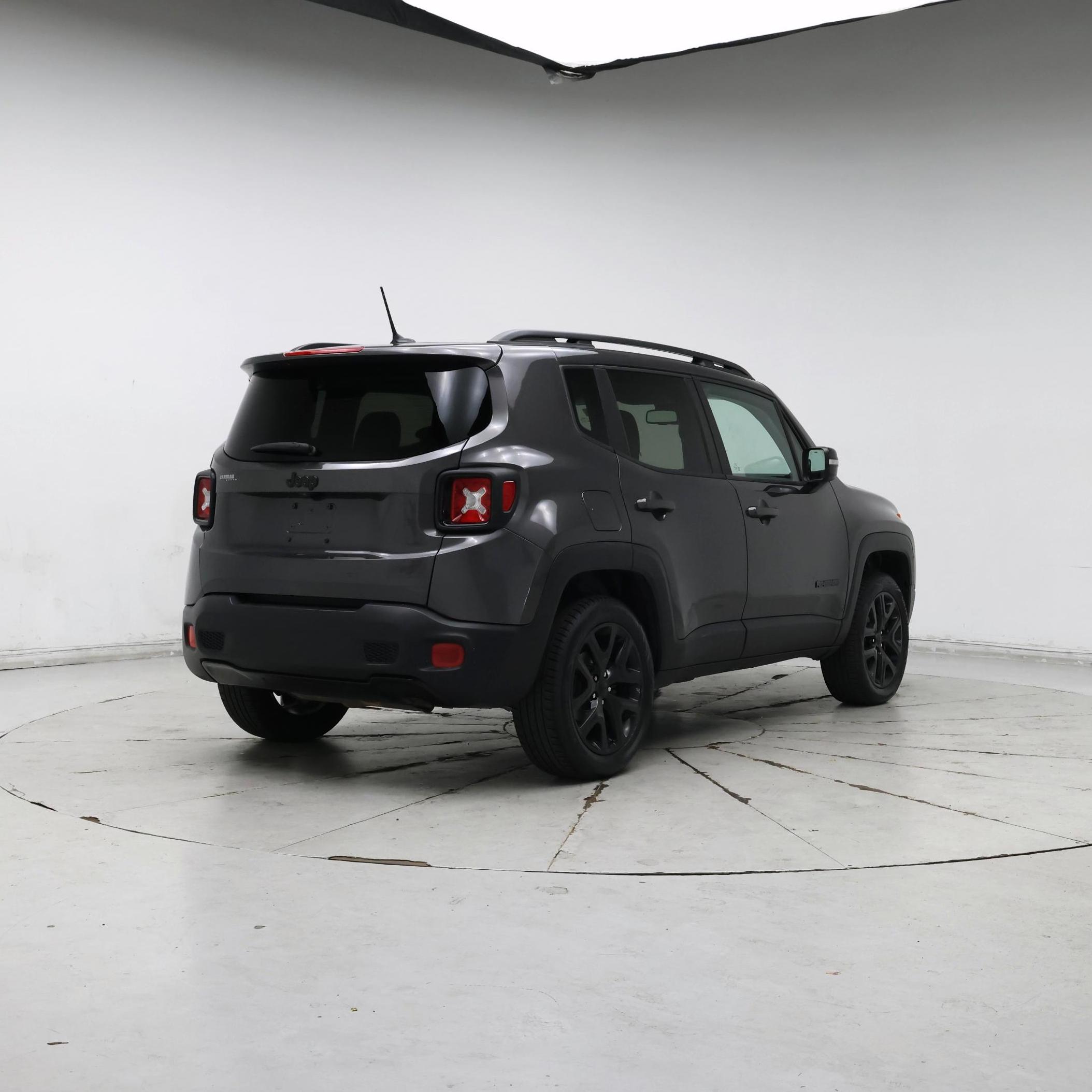 Thumbnail: 2017 Jeep Renegade - 8