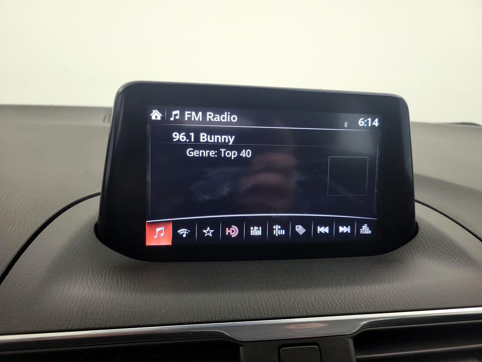 Thumbnail: 2018 Mazda Mazda3 - 15