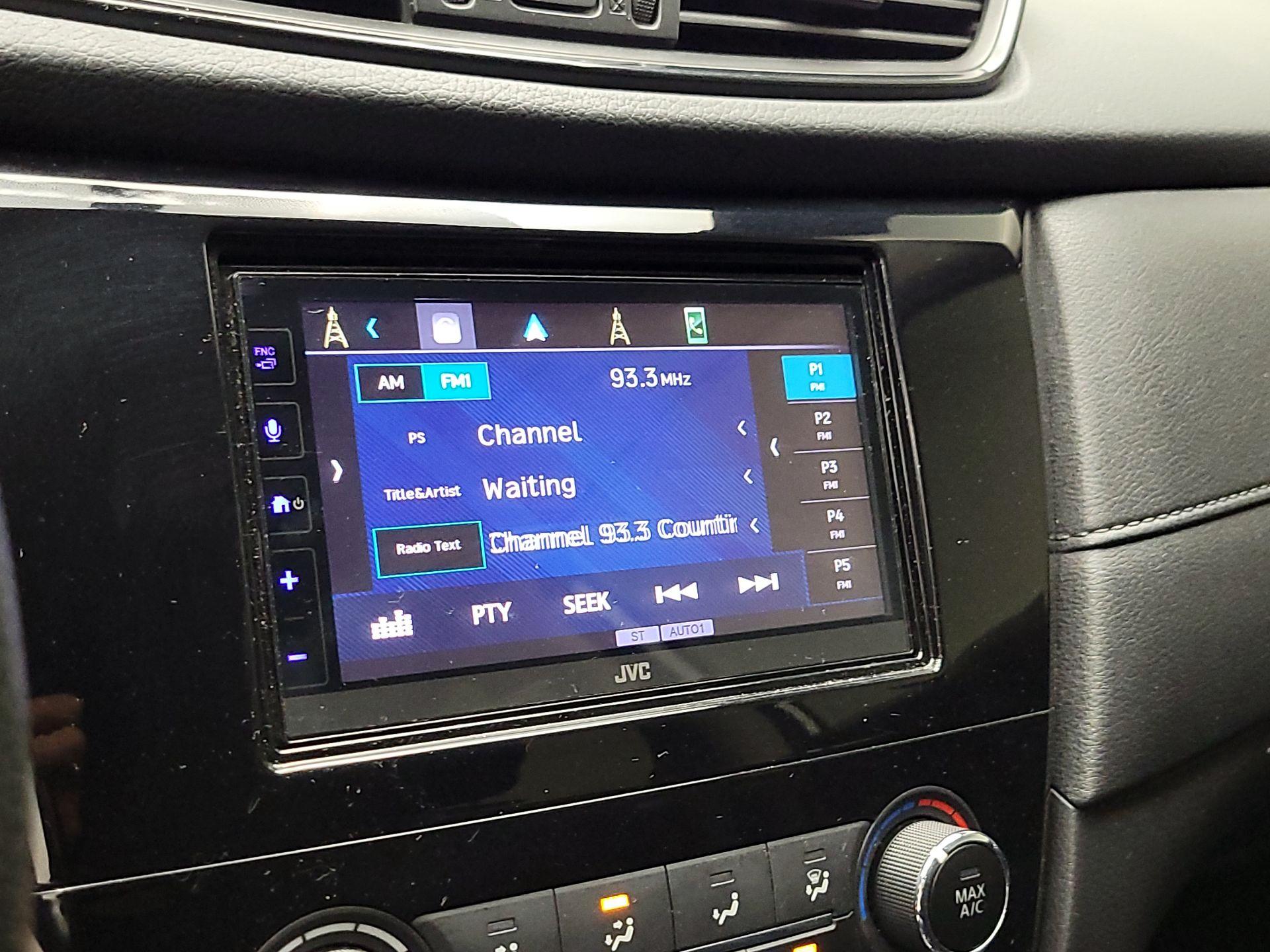 Thumbnail: 2017 Nissan Rogue - 13