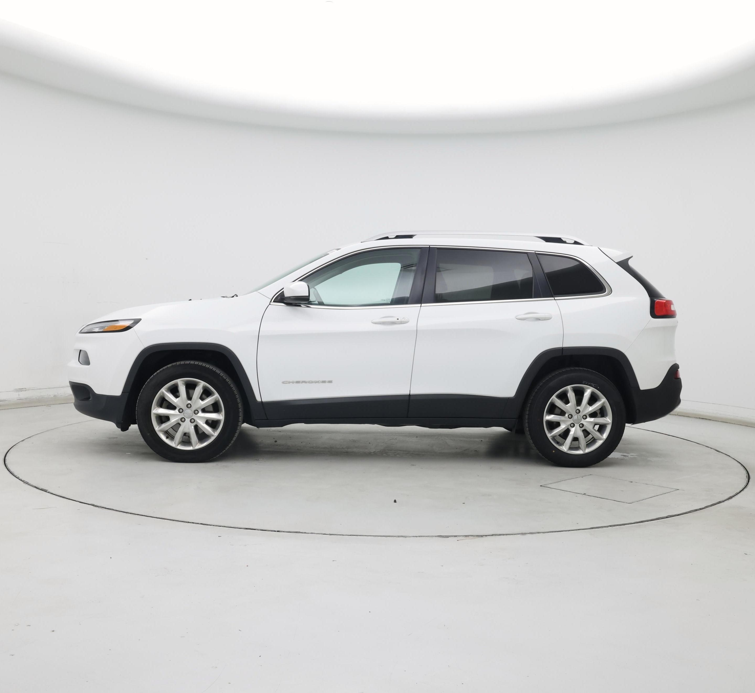 Thumbnail: 2017 Jeep Cherokee - 3