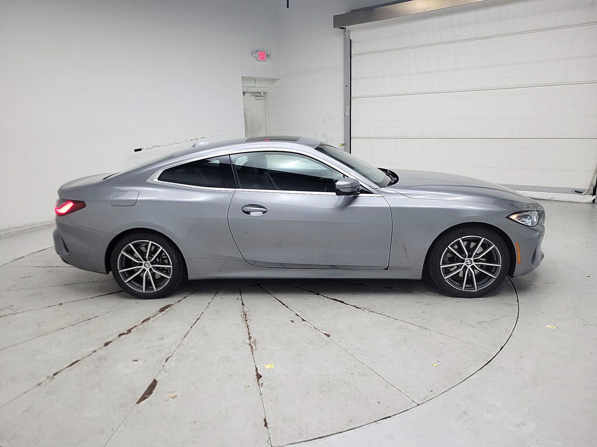 Thumbnail: 2024 BMW 4 Series - 4