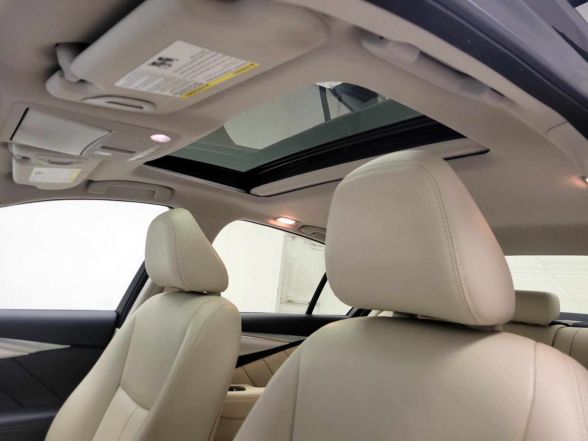 Thumbnail: 2020 INFINITI Q50 - 18