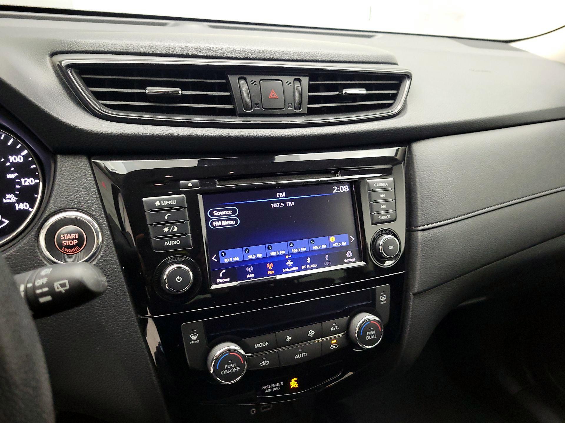 Thumbnail: 2019 Nissan Rogue - 13