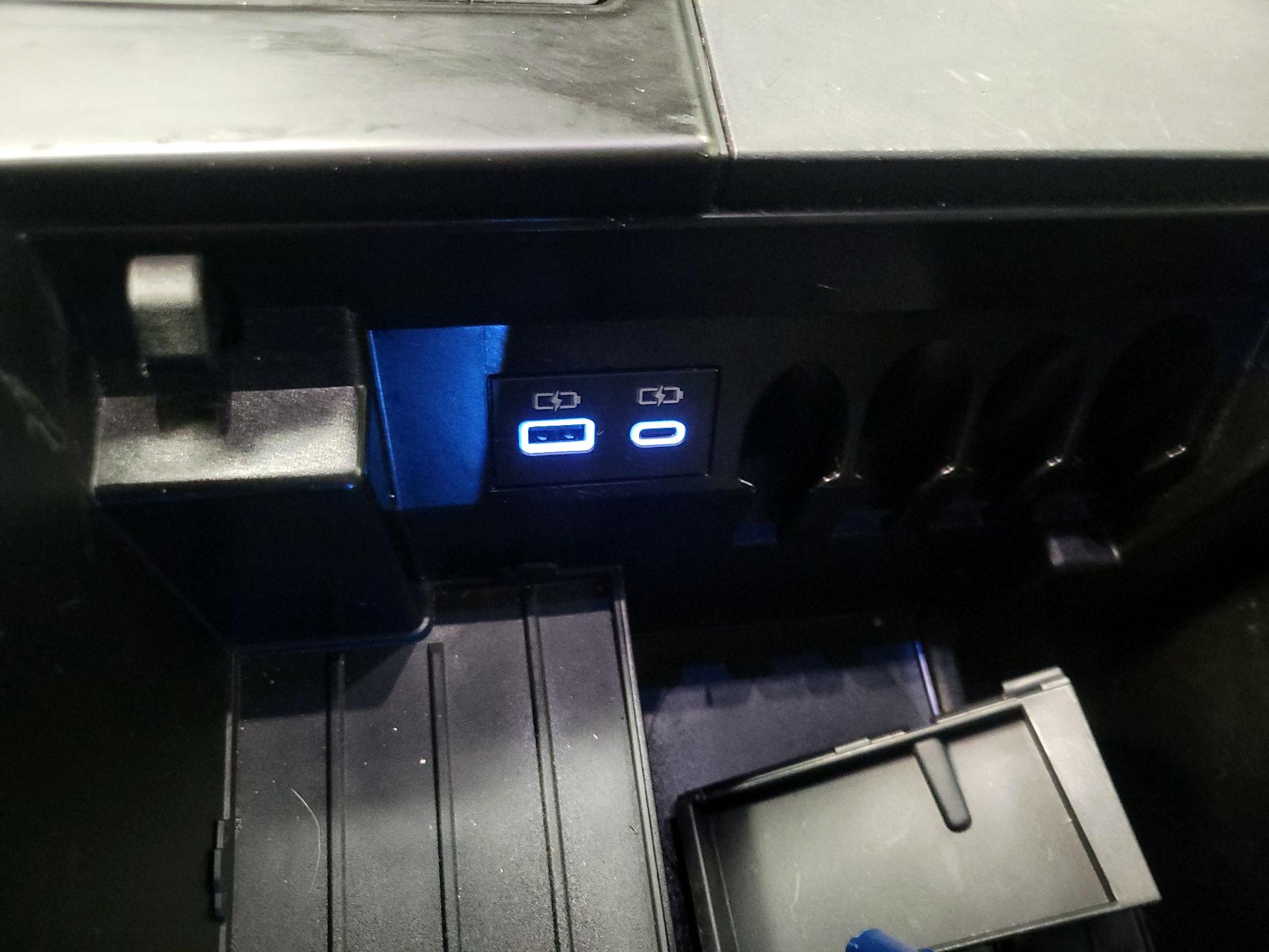 Thumbnail: 2024 Toyota Tundra - 18