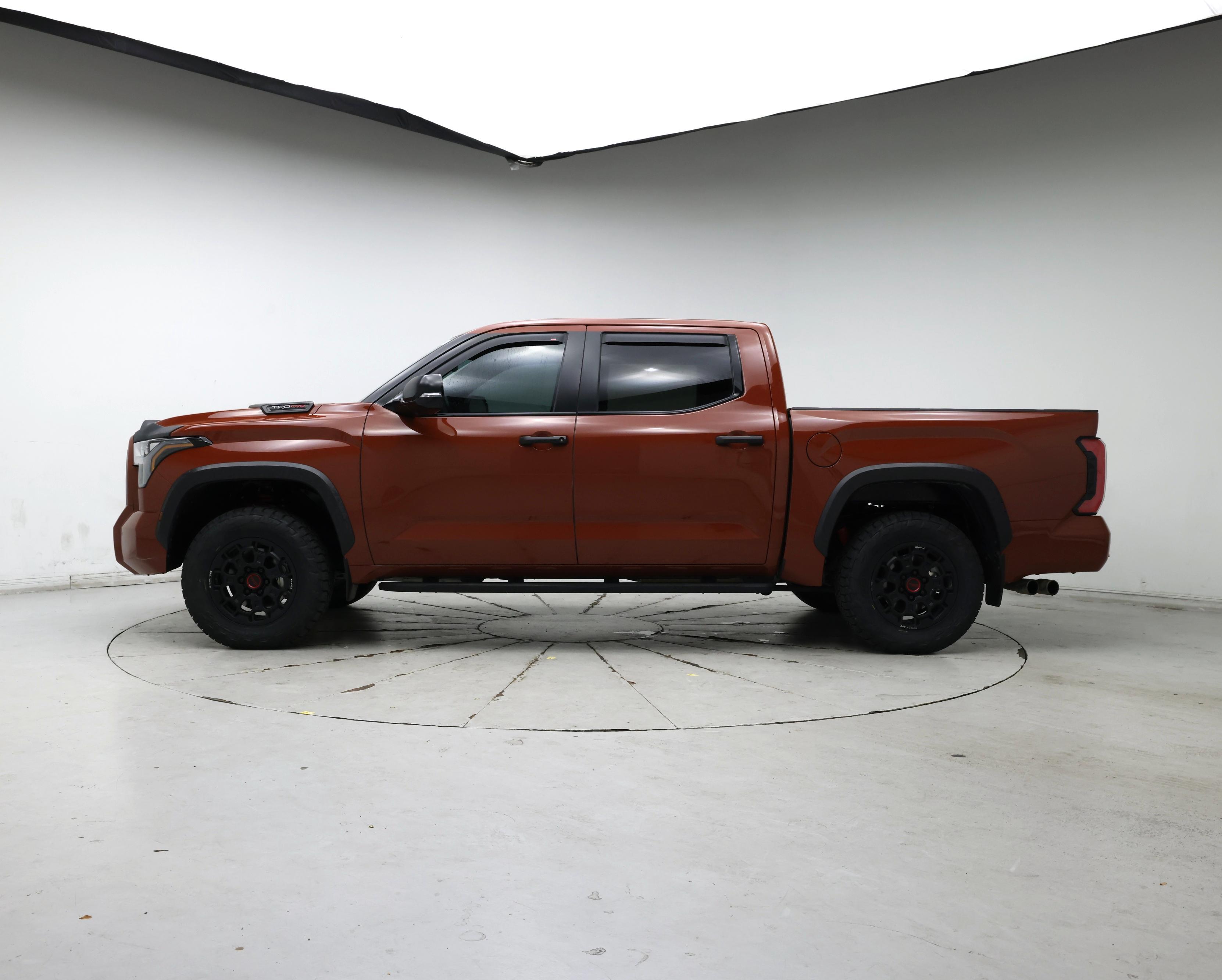 Thumbnail: 2024 Toyota Tundra - 3