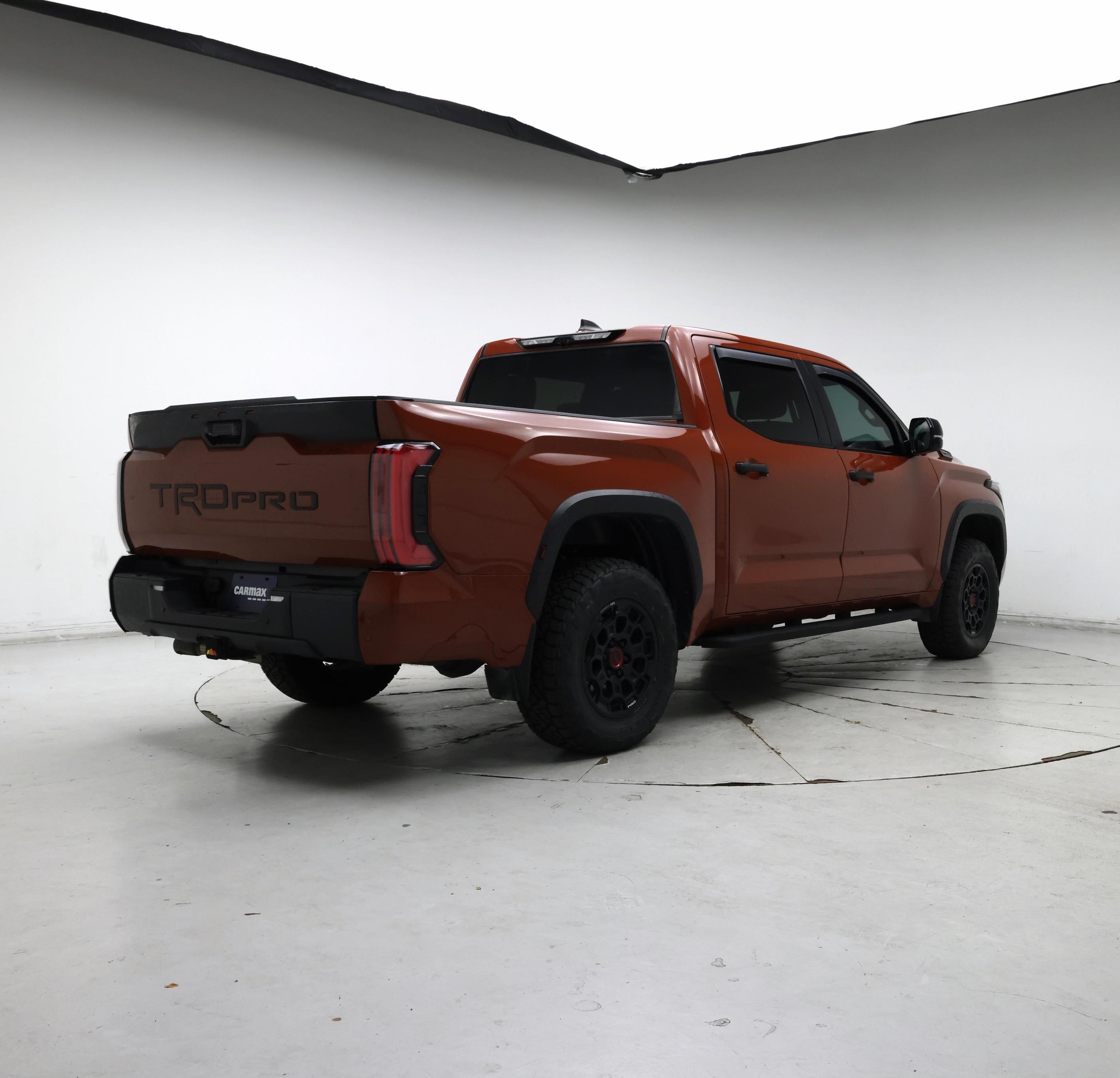 Thumbnail: 2024 Toyota Tundra - 8