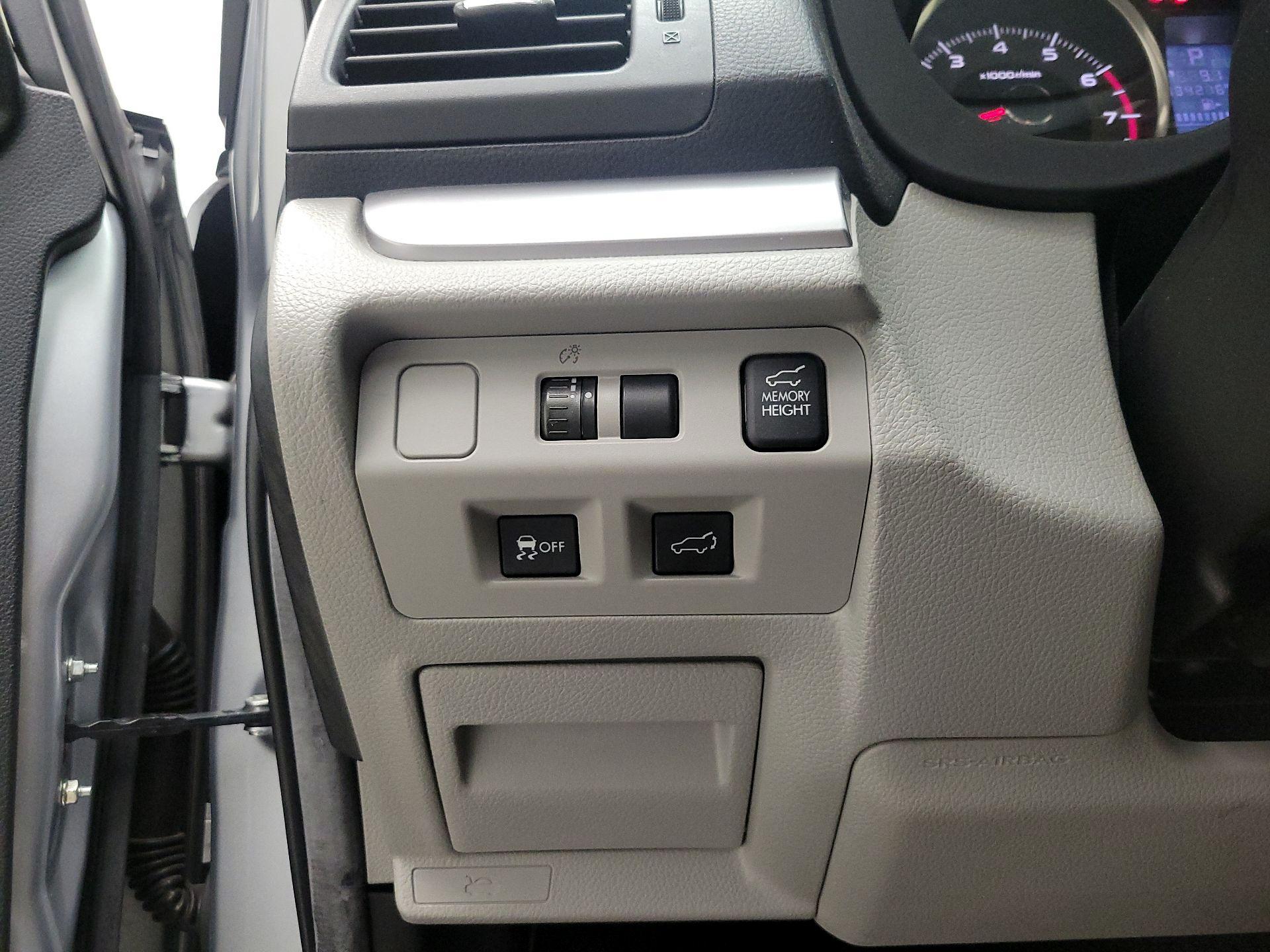 Thumbnail: 2014 Subaru Forester - 11