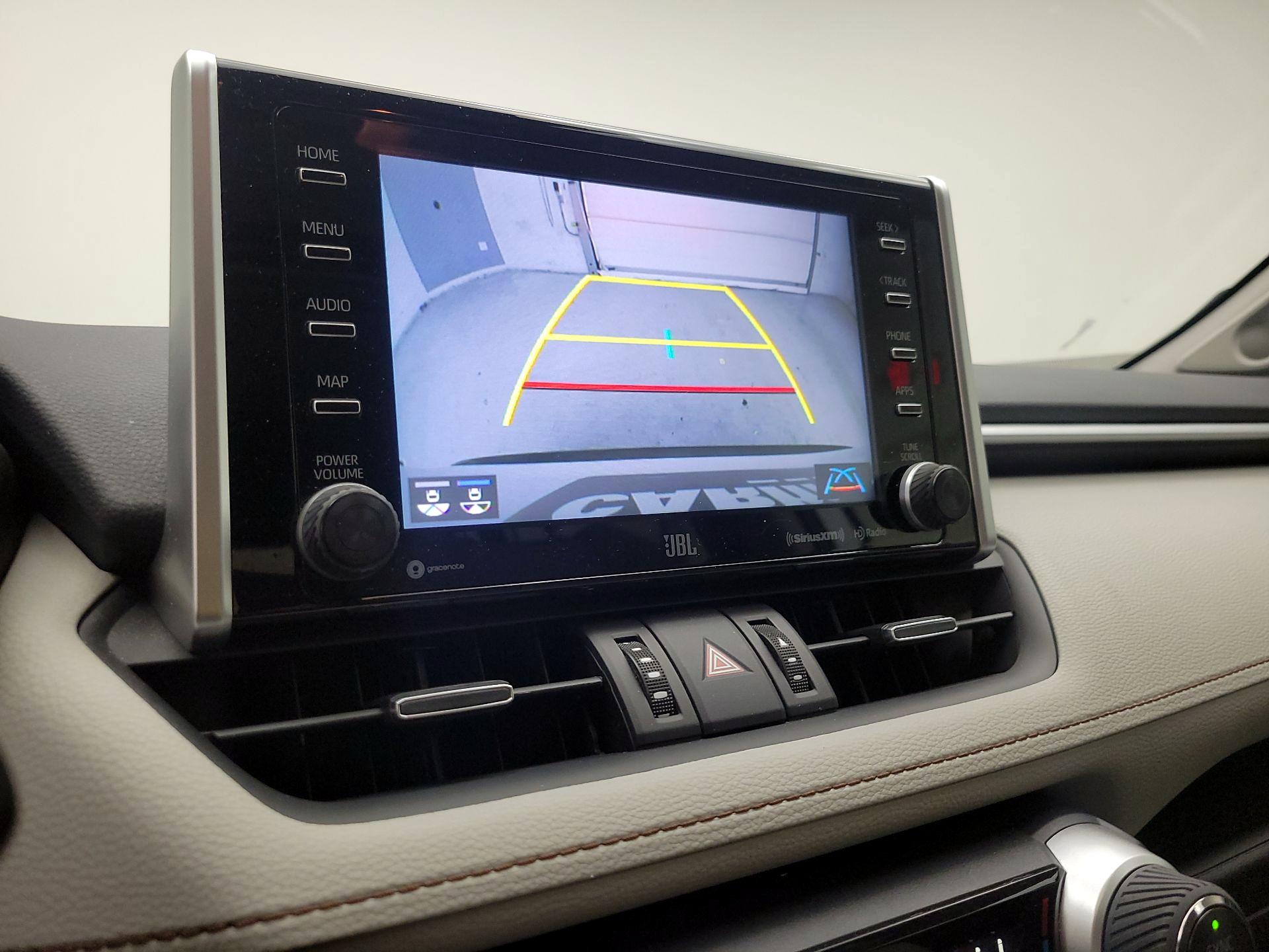 Thumbnail: 2020 Toyota RAV4 - 12