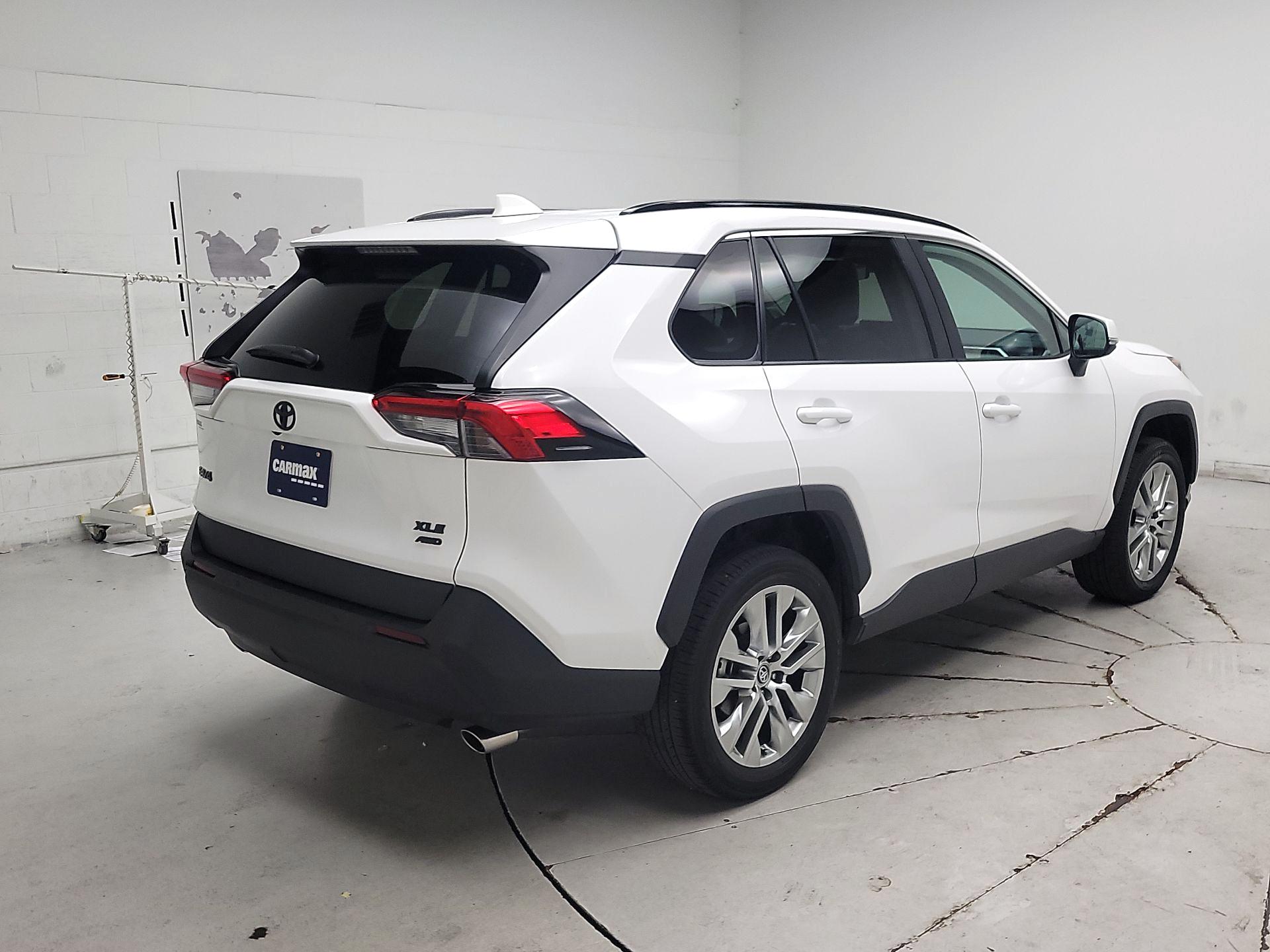 Thumbnail: 2020 Toyota RAV4 - 5