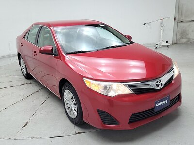 Red 2014 Toyota Camry LE