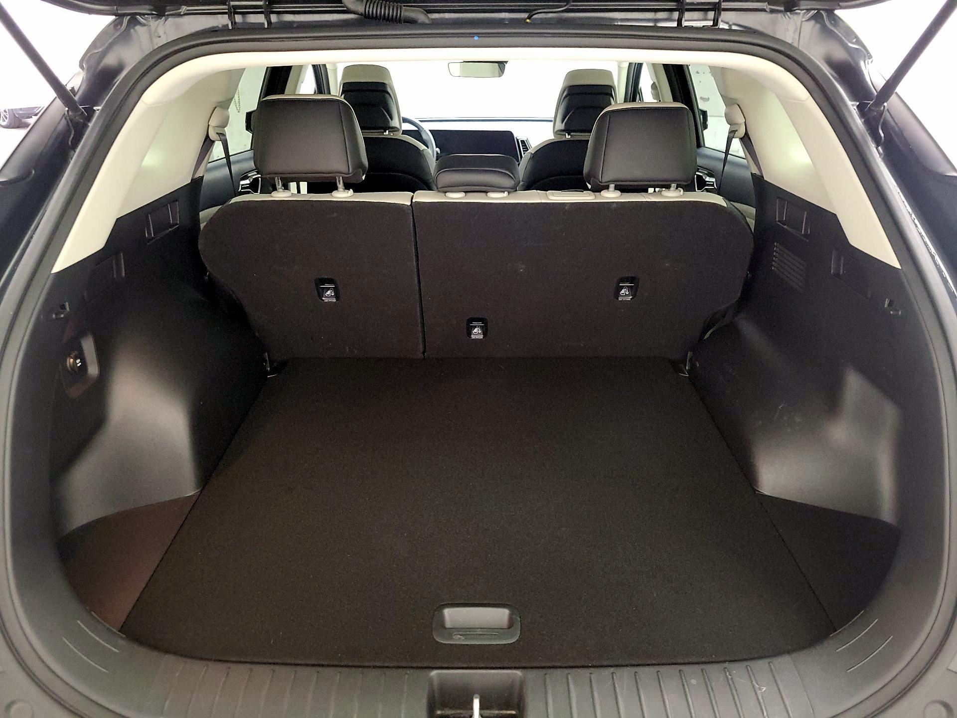 Thumbnail: 2023 Kia Sportage - 19