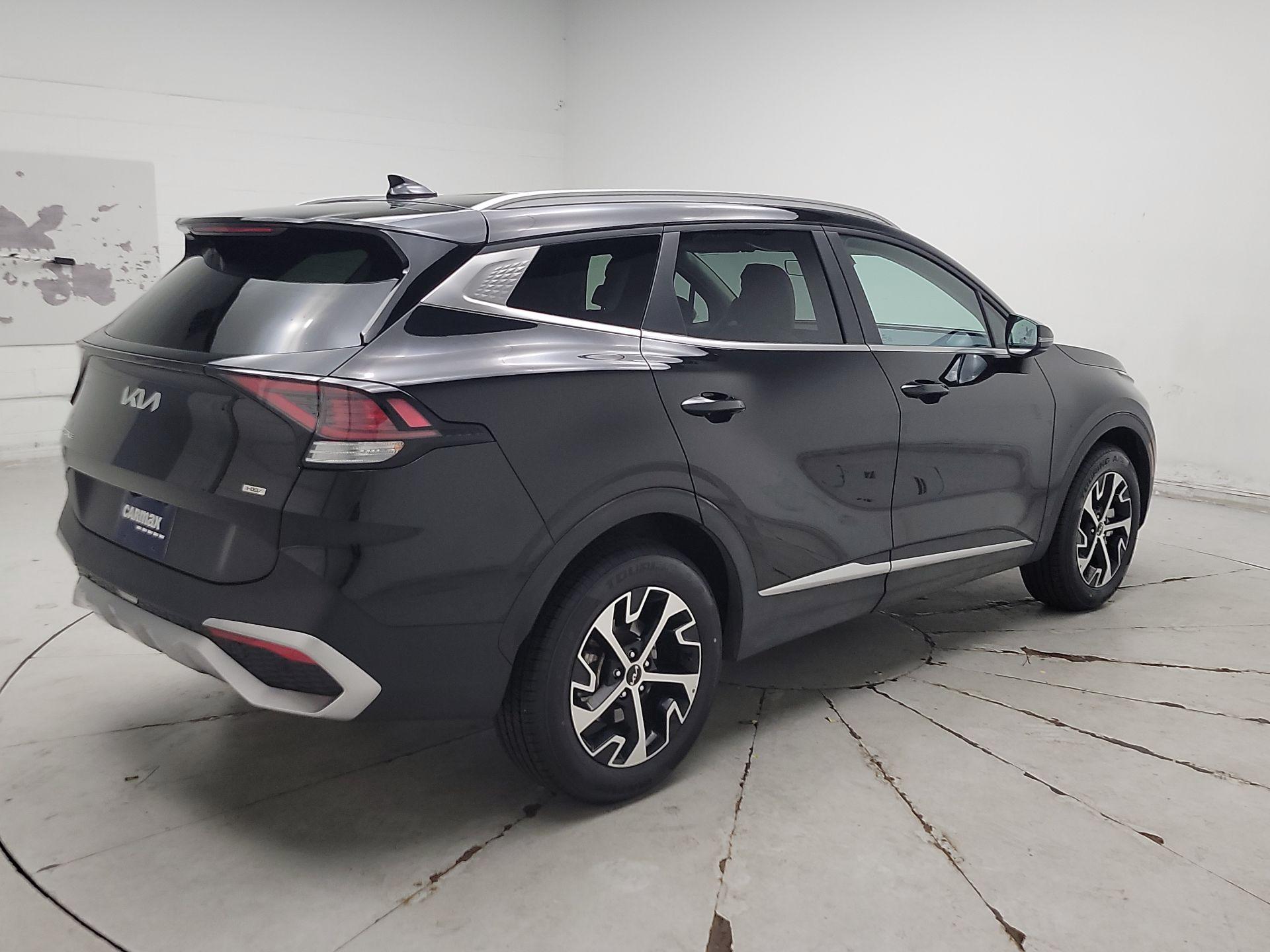 Thumbnail: 2023 Kia Sportage - 5