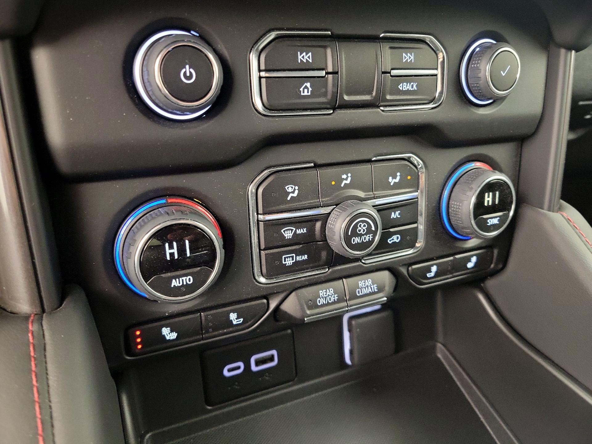 Thumbnail: 2023 Chevrolet Tahoe - 17