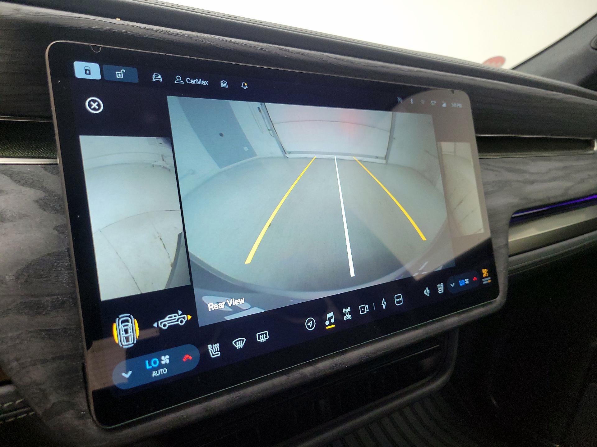 Thumbnail: 2022 Rivian R1T - 14