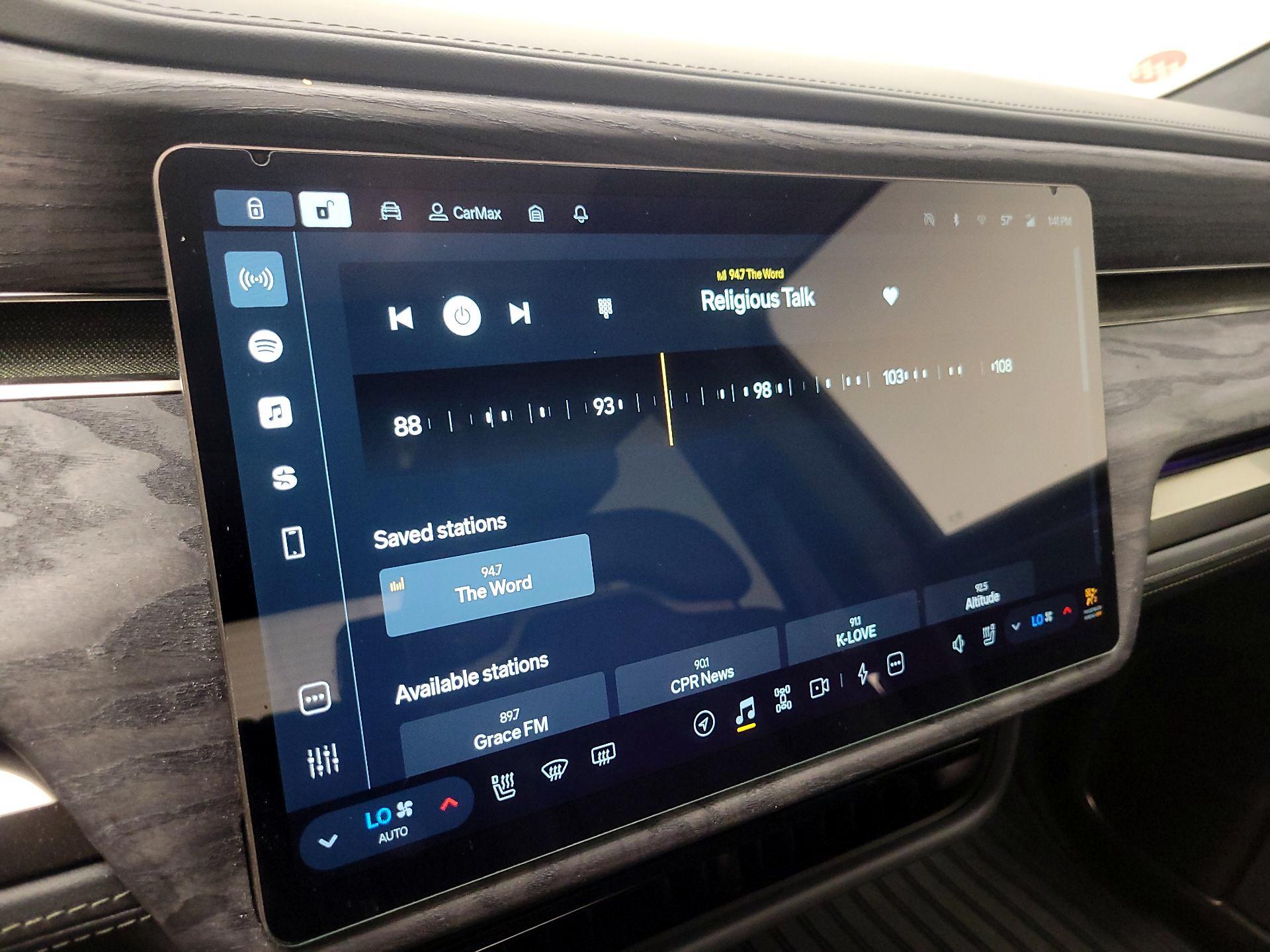 Thumbnail: 2022 Rivian R1T - 15