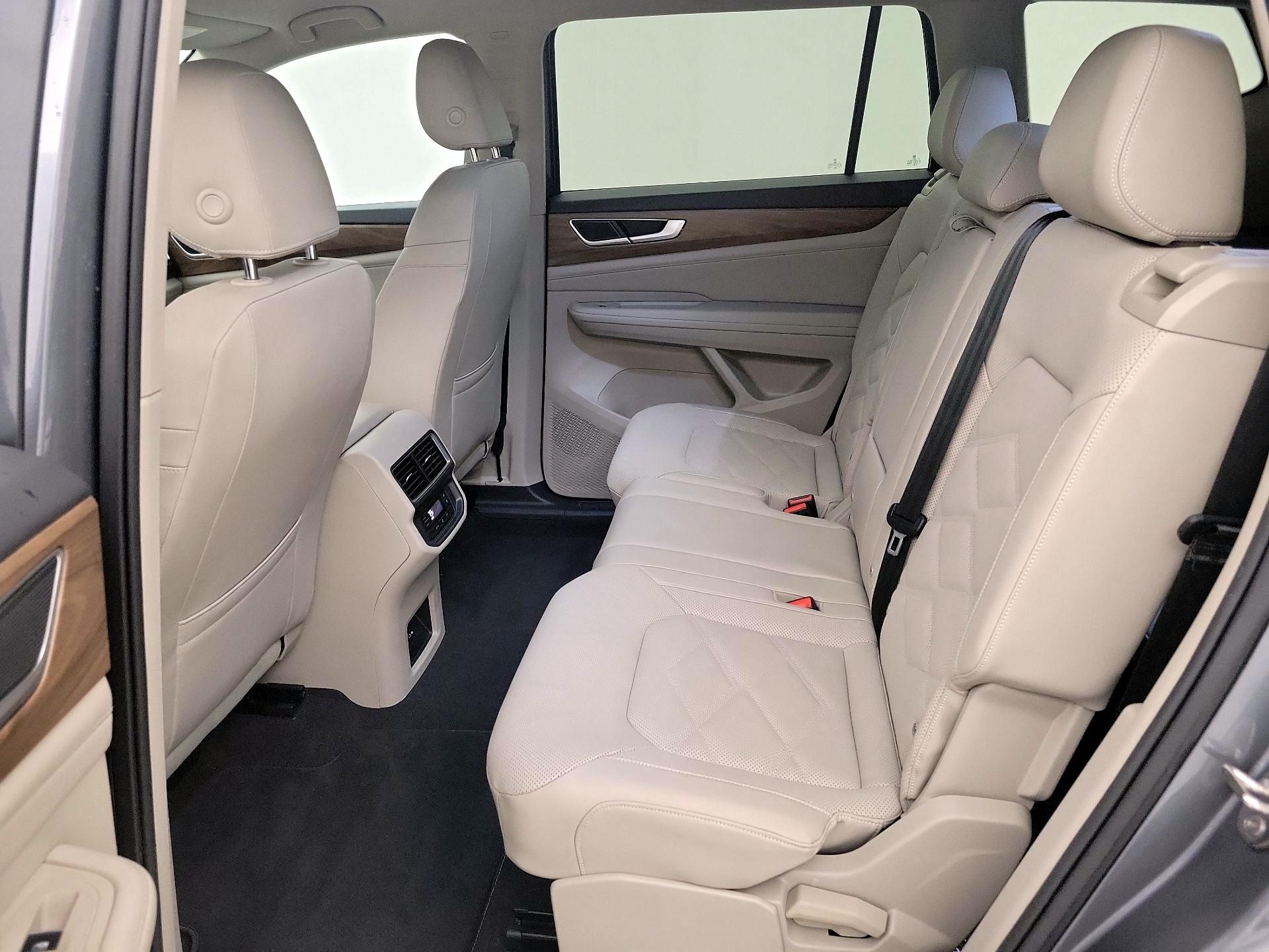 Thumbnail: 2024 Volkswagen Atlas - 19