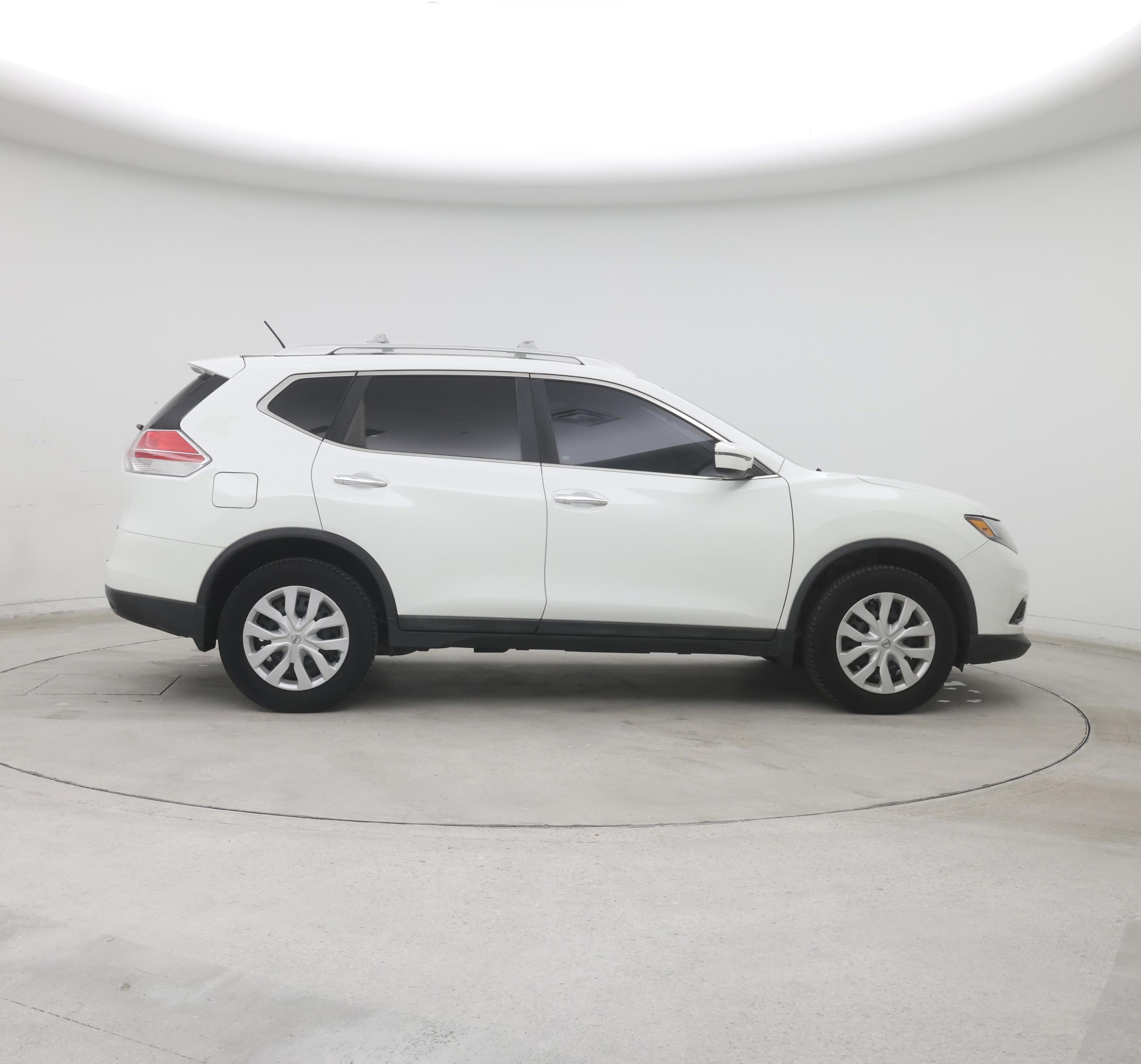 Thumbnail: 2016 Nissan Rogue - 7