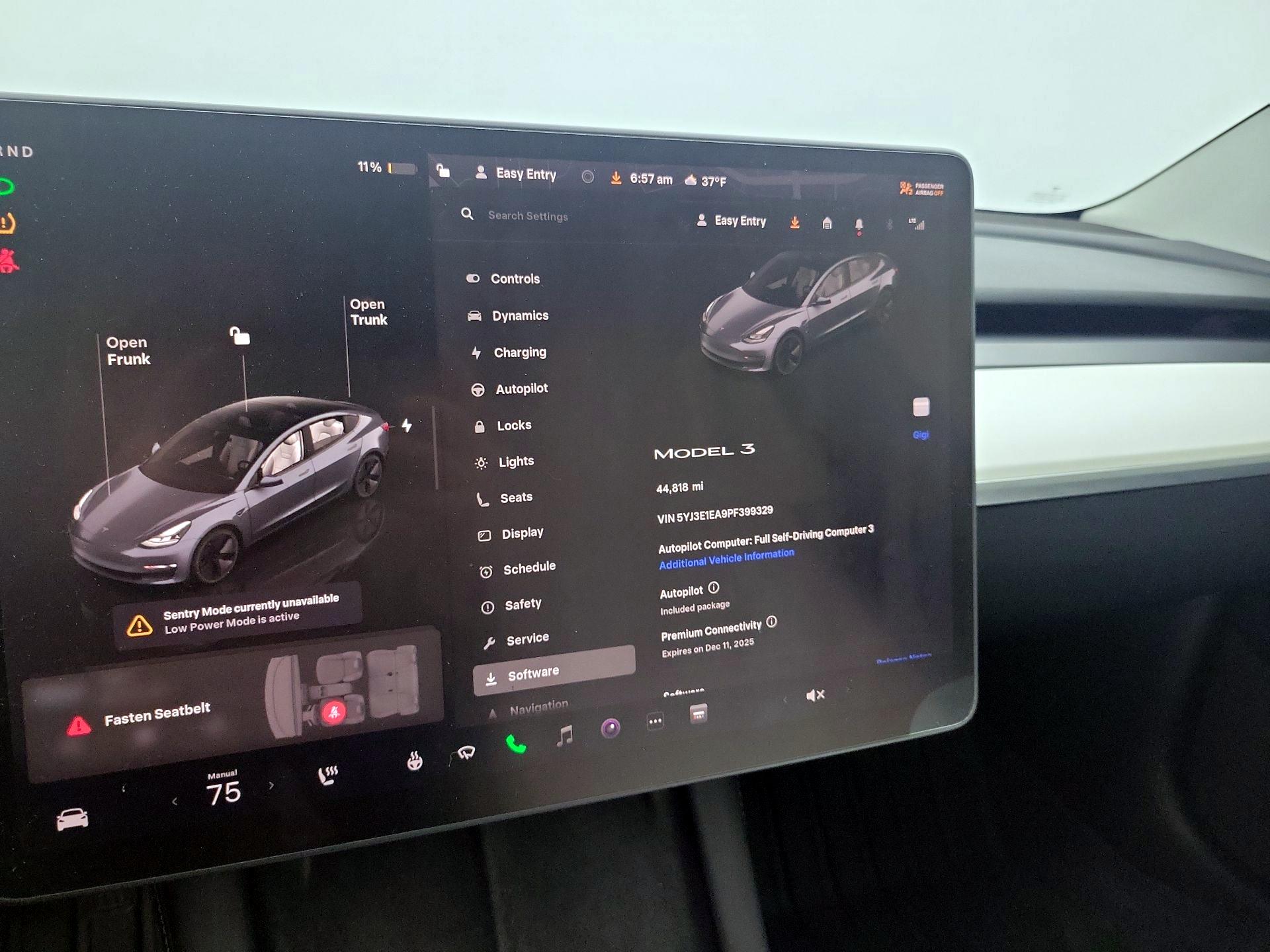 Thumbnail: 2023 Tesla Model 3 - 13