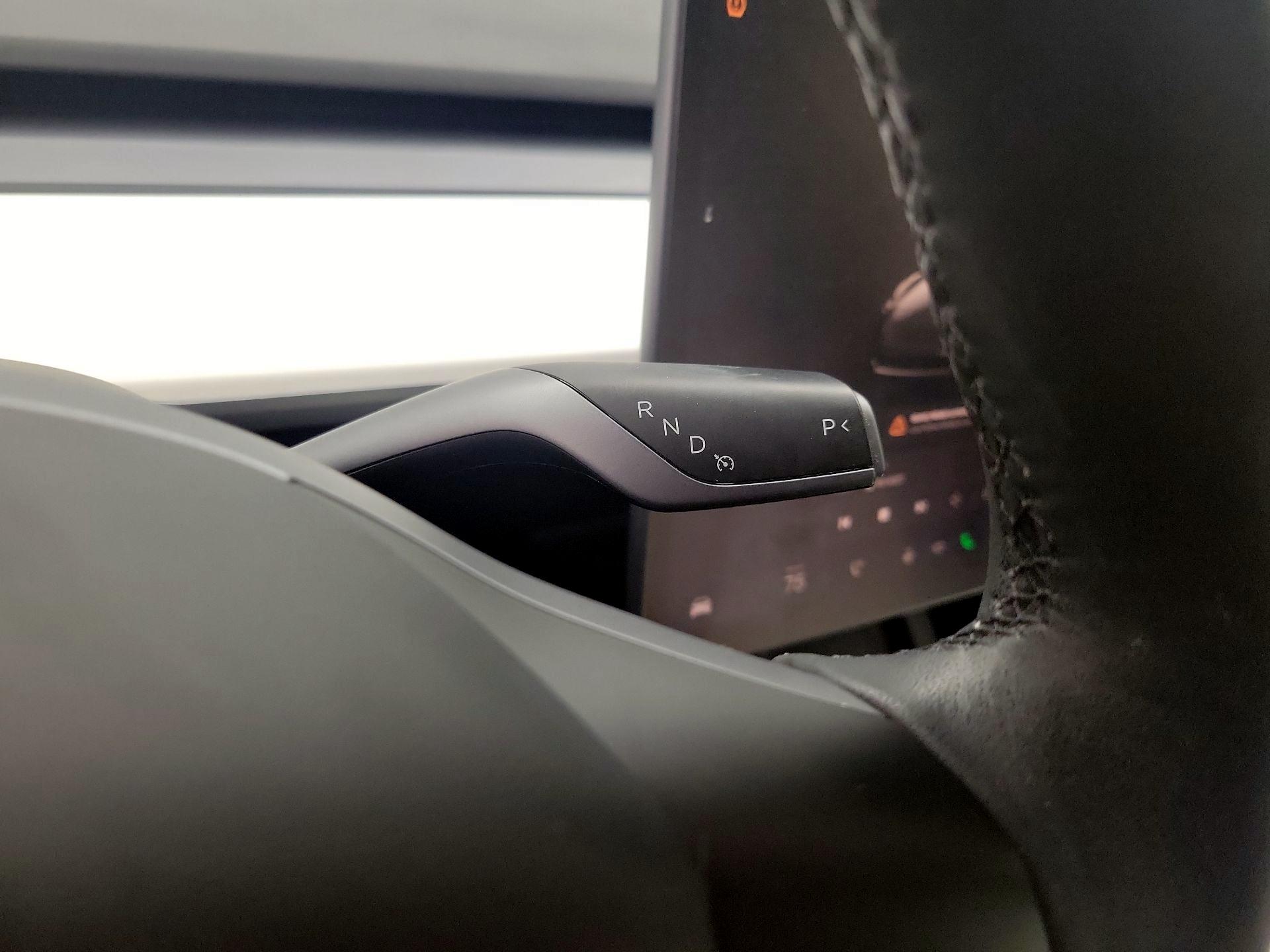 Thumbnail: 2023 Tesla Model 3 - 17